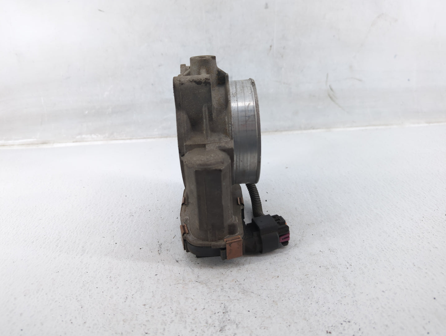 2006-2011 Cadillac Dts Throttle Body P/N:RME87-25 Fits Fits 2006 2007 2008 2009 2010 2011 OEM Used Auto Parts - Oemusedautop