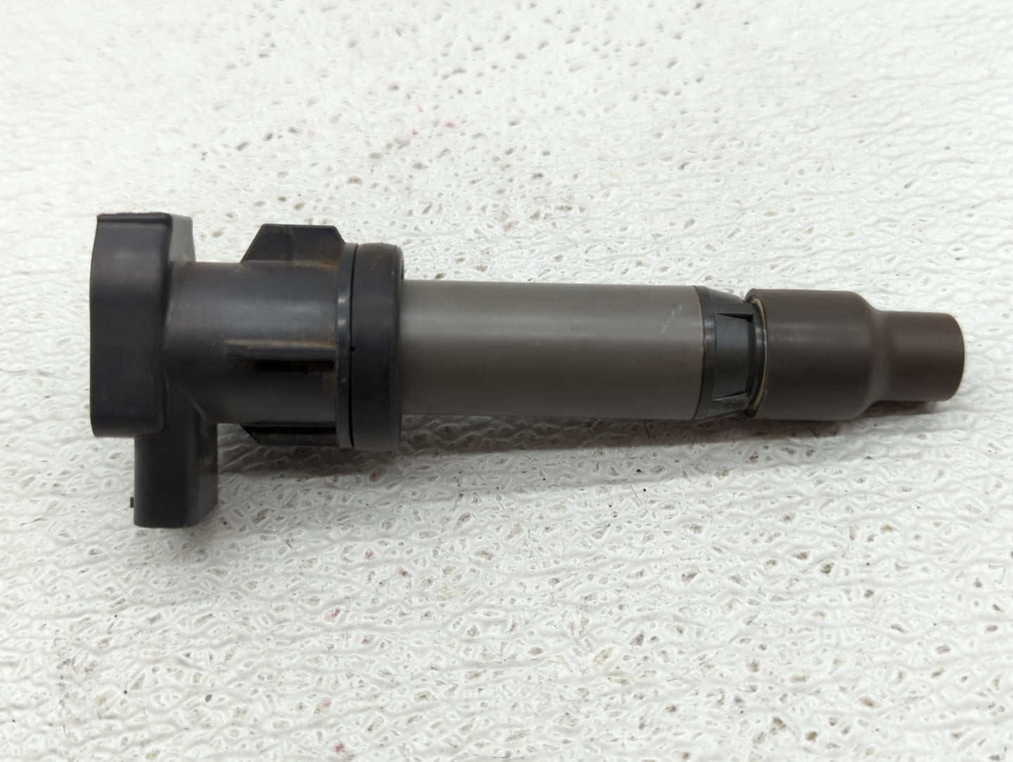 2007-2011 Cadillac Dts Ignition Coil Igniter Pack - Oemusedautoparts1.com