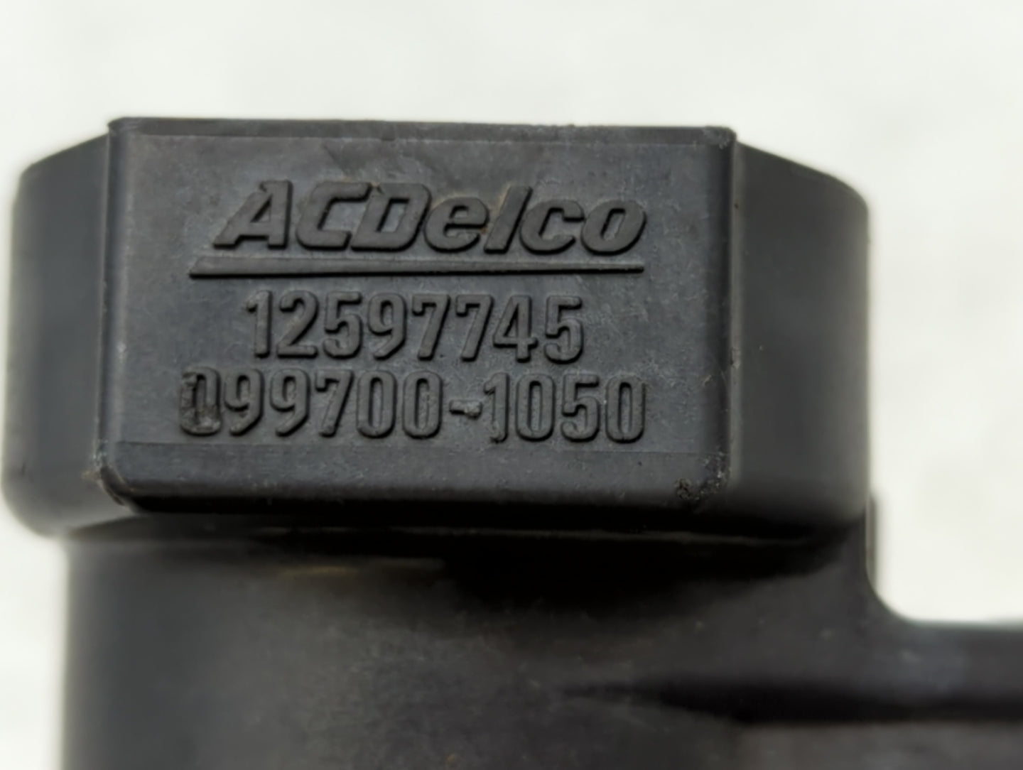 2007-2011 Cadillac Dts Ignition Coil Igniter Pack - Oemusedautoparts1.com