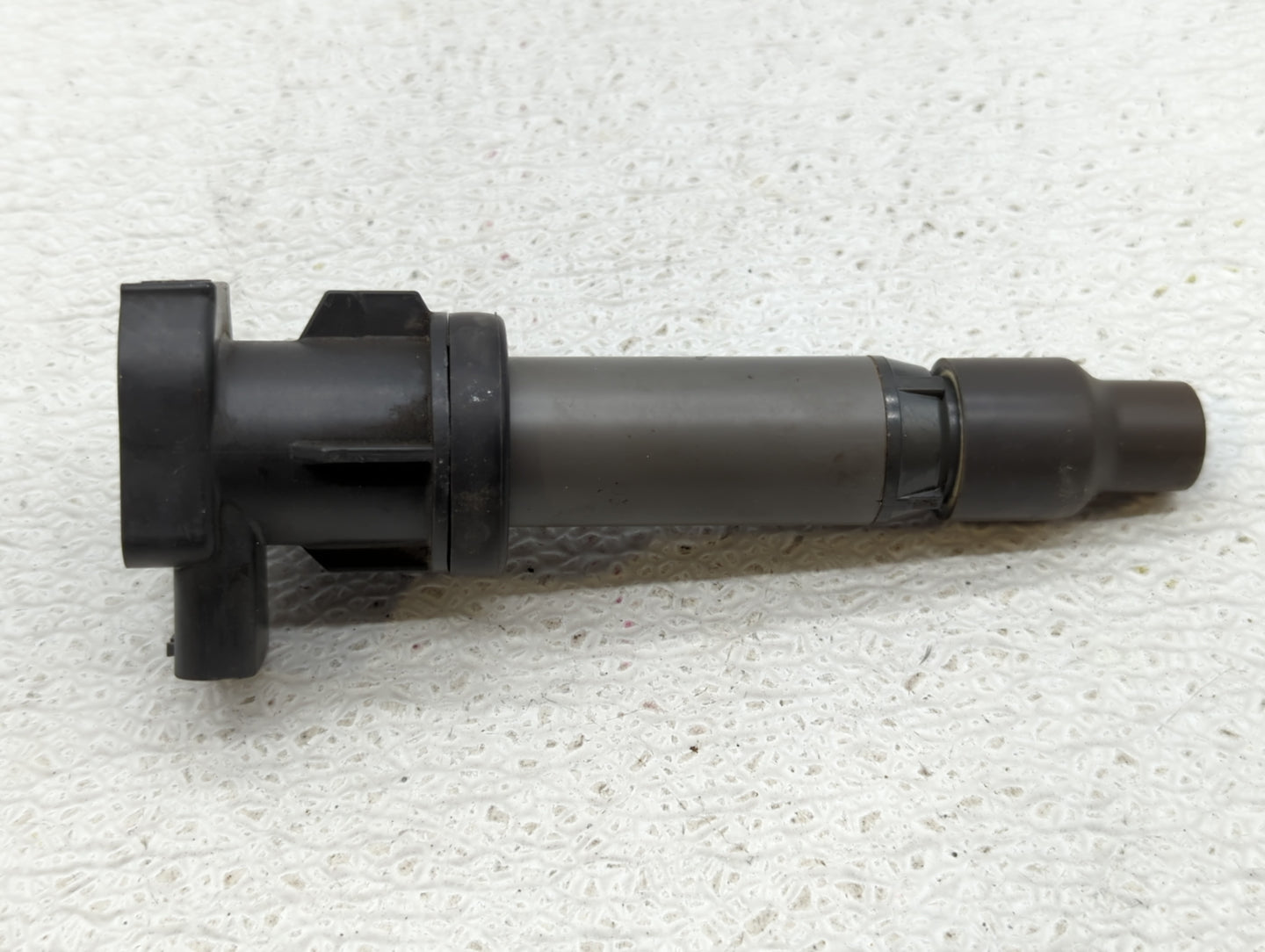 2007-2011 Cadillac Dts Ignition Coil Igniter Pack - Oemusedautoparts1.com
