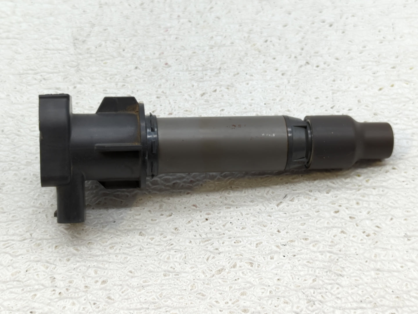 2007-2011 Cadillac Dts Ignition Coil Igniter Pack - Oemusedautoparts1.com