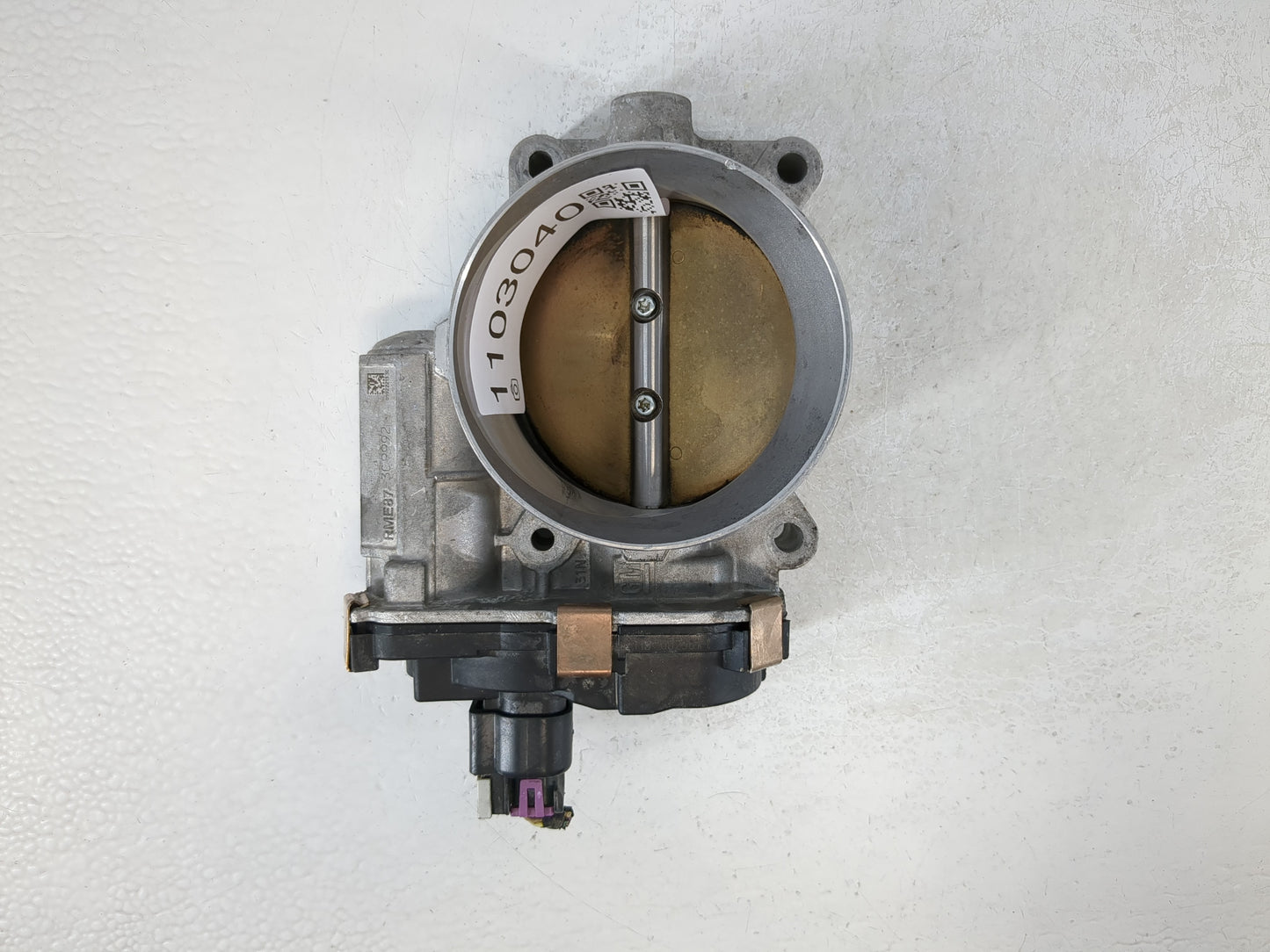 2009-2014 Cadillac Escalade Throttle Body P/N:RME87-3C Fits Fits 2009 2010 2011 2012 2013 2014 2015 OEM Used Auto Parts - Oe
