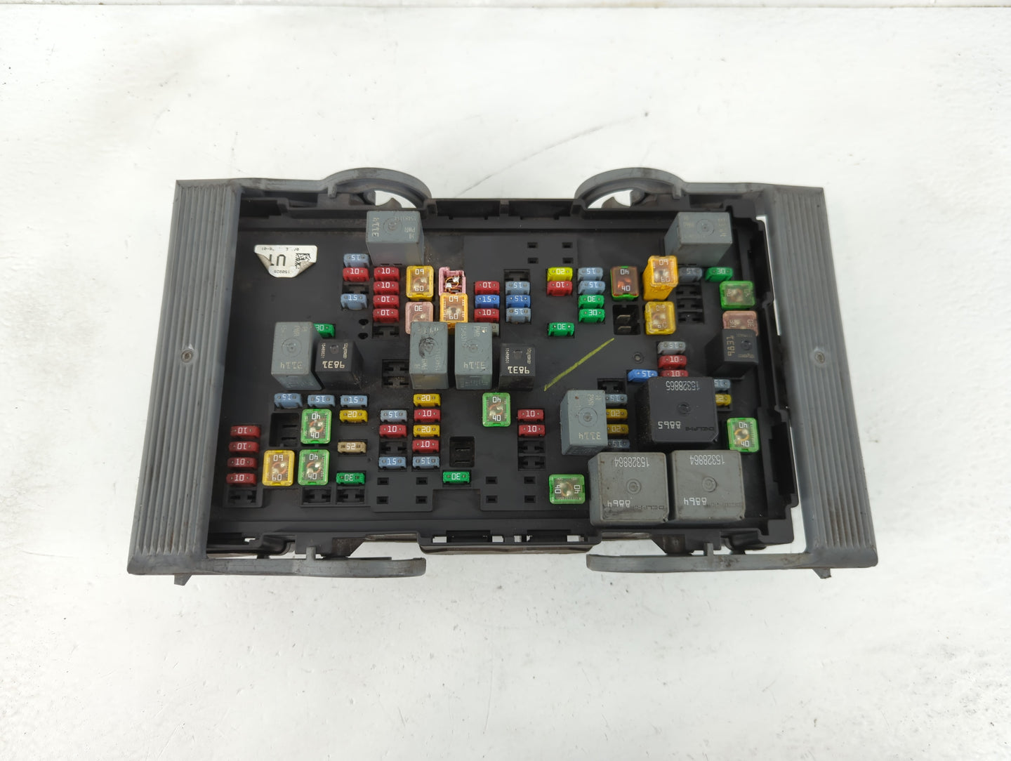 2008-2009 Cadillac Escalade Fusebox Fuse Box Panel Relay Module Fits Fits 2007 2008 2009 OEM Used Auto Parts - Oemusedautopa