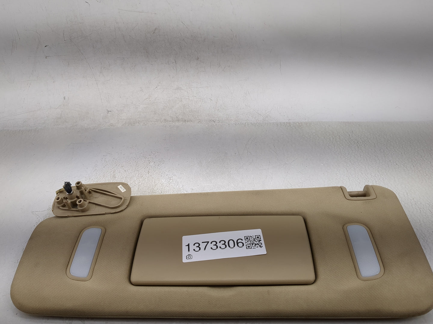 2007-2014 Cadillac Escalade Sun Visor Shade Replacement Driver Left Mirror Fits Fits 2007 2008 2009 2010 2011 2012 2013 2014
