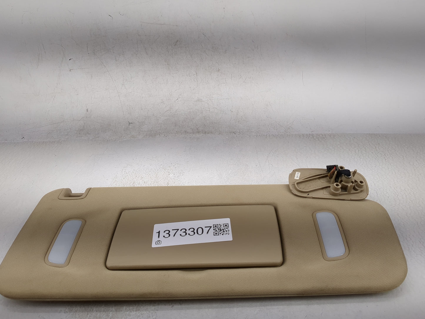 2007-2014 Cadillac Escalade Sun Visor Shade Replacement Passenger Right Mirror Fits Fits 2007 2008 2009 2010 2011 2012 2013 