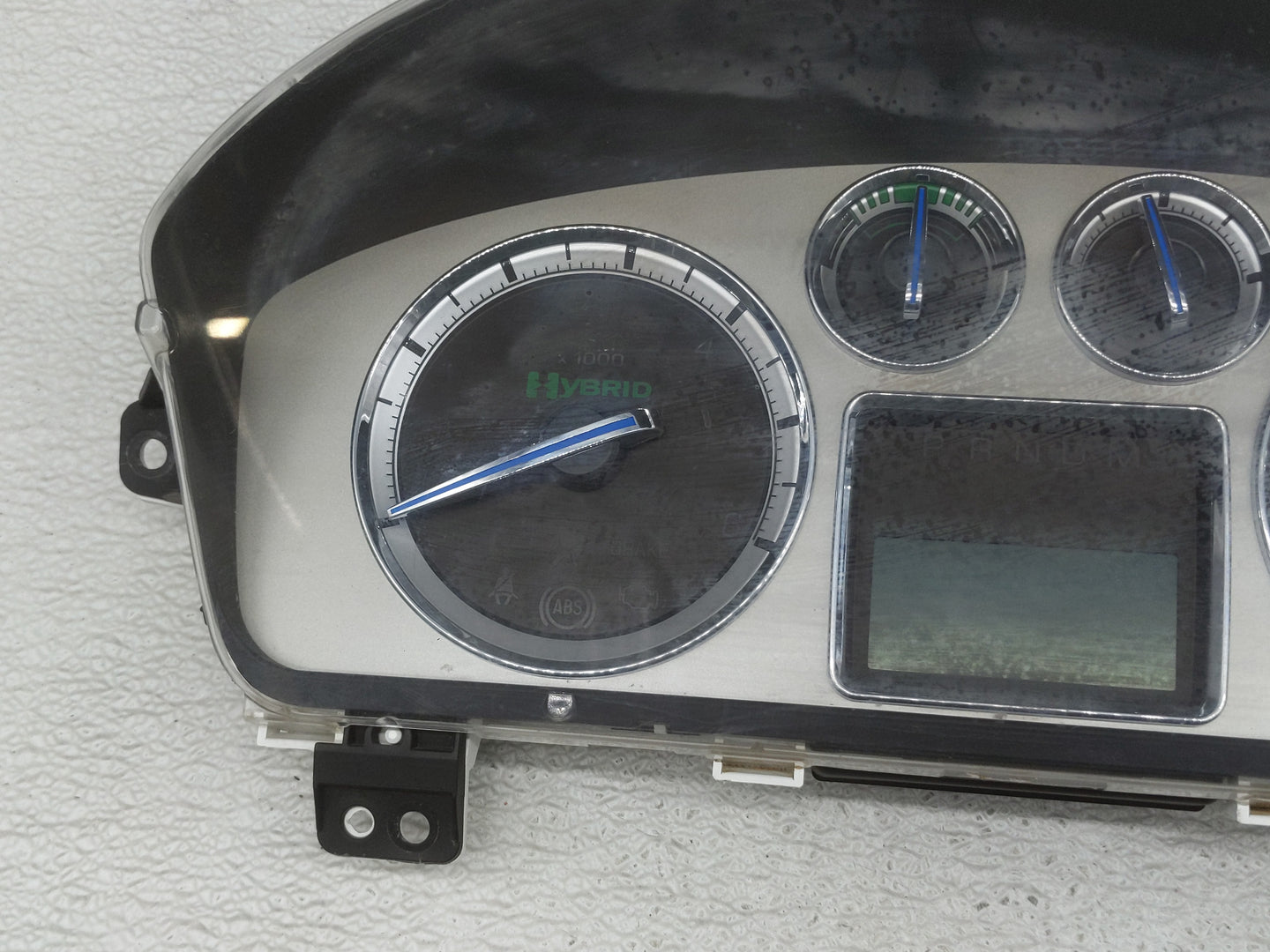2009 Cadillac Escalade Instrument Cluster Speedometer Gauges P/N:TN257440-4404 Fits OEM Used Auto Parts - Oemusedautoparts1.