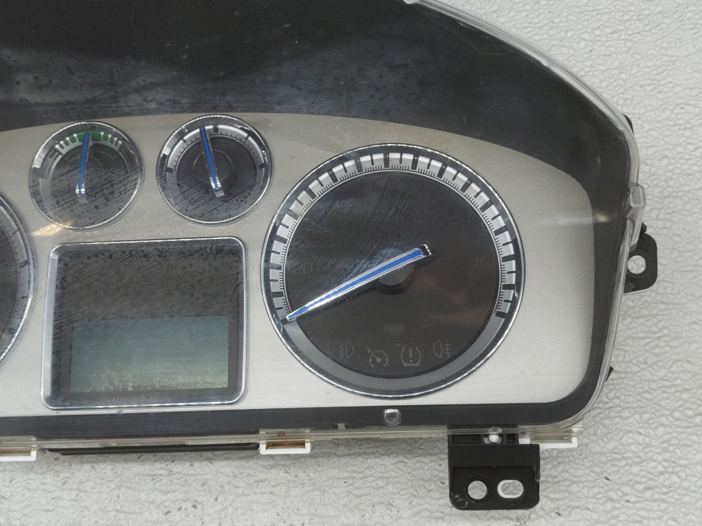 2009 Cadillac Escalade Instrument Cluster Speedometer Gauges P/N:TN257440-4404 Fits OEM Used Auto Parts - Oemusedautoparts1.
