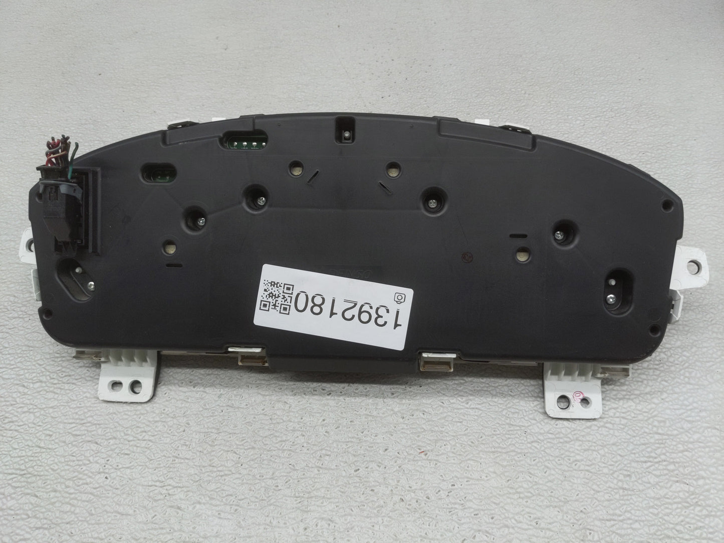 2009 Cadillac Escalade Instrument Cluster Speedometer Gauges P/N:TN257440-4404 Fits OEM Used Auto Parts - Oemusedautoparts1.