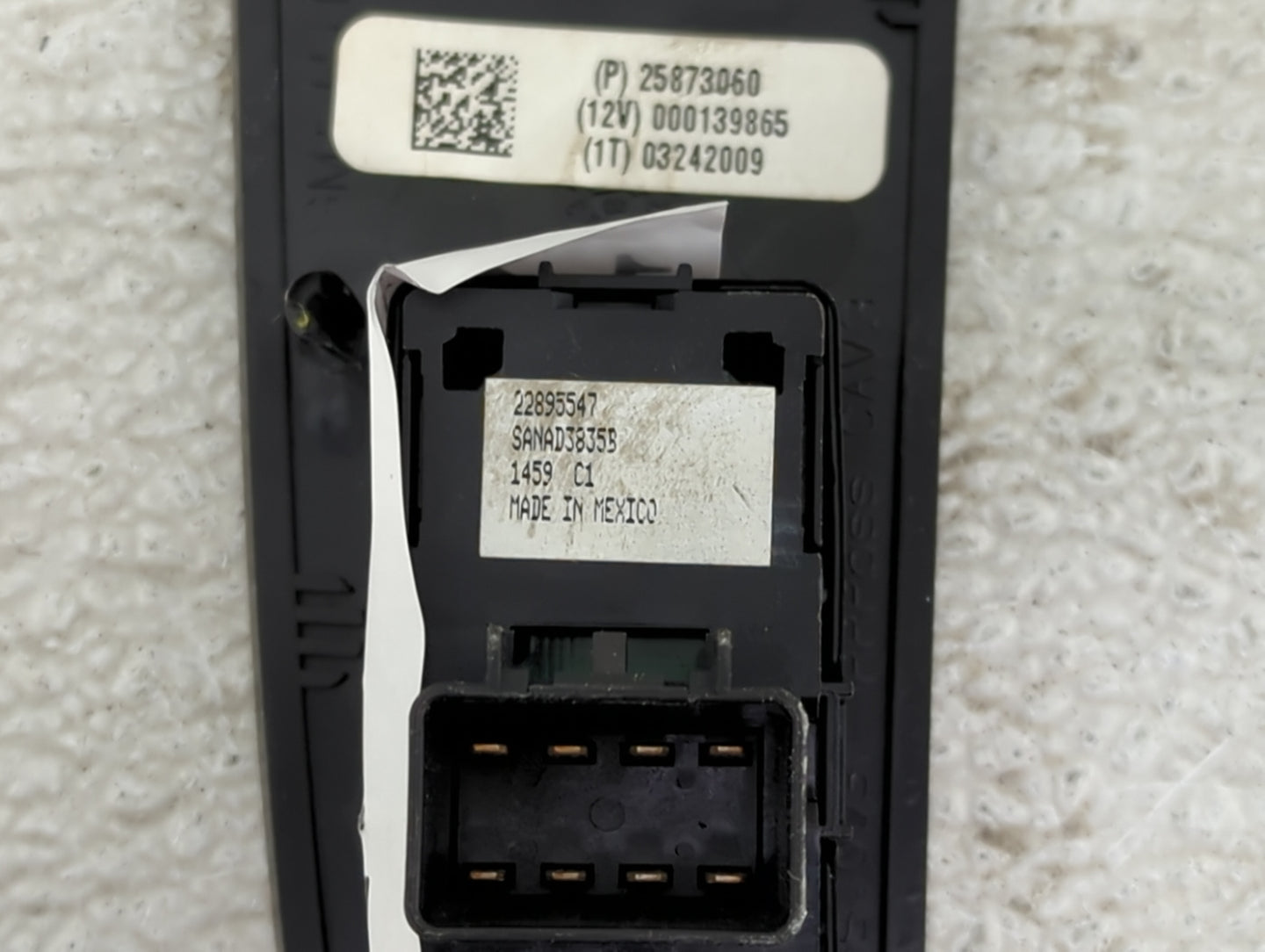 2009 Cadillac Escalade Driver Left Door Master Power Window Switch - Oemusedautoparts1.com