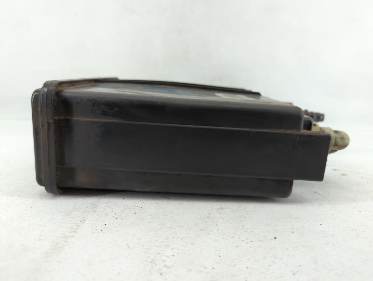 2009 Cadillac Escalade Fuel Vapor Charcoal Canister 598232 - Oemusedautoparts1.com