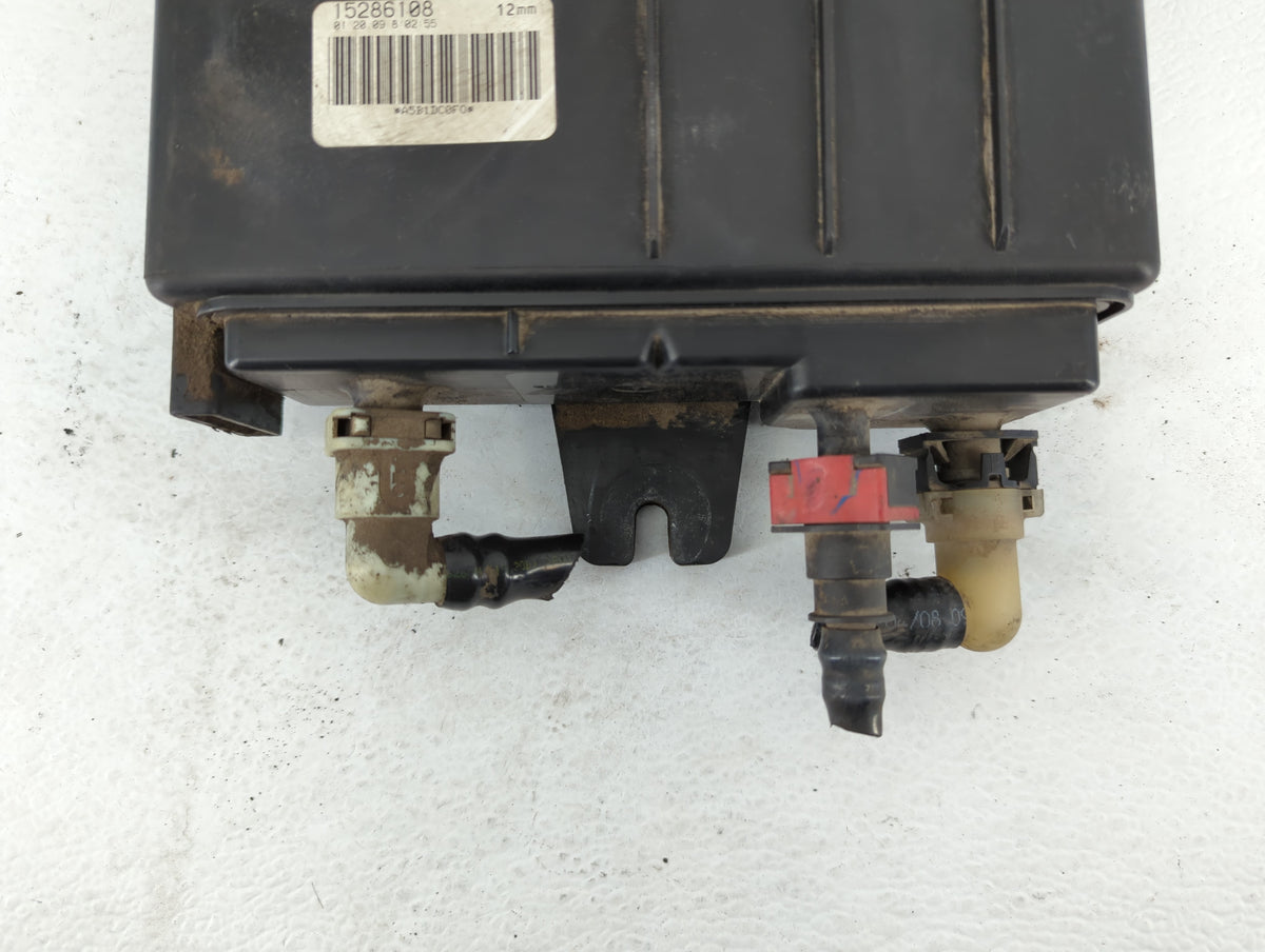 2009 Cadillac Escalade Fuel Vapor Charcoal Canister 598232 - Oemusedautoparts1.com
