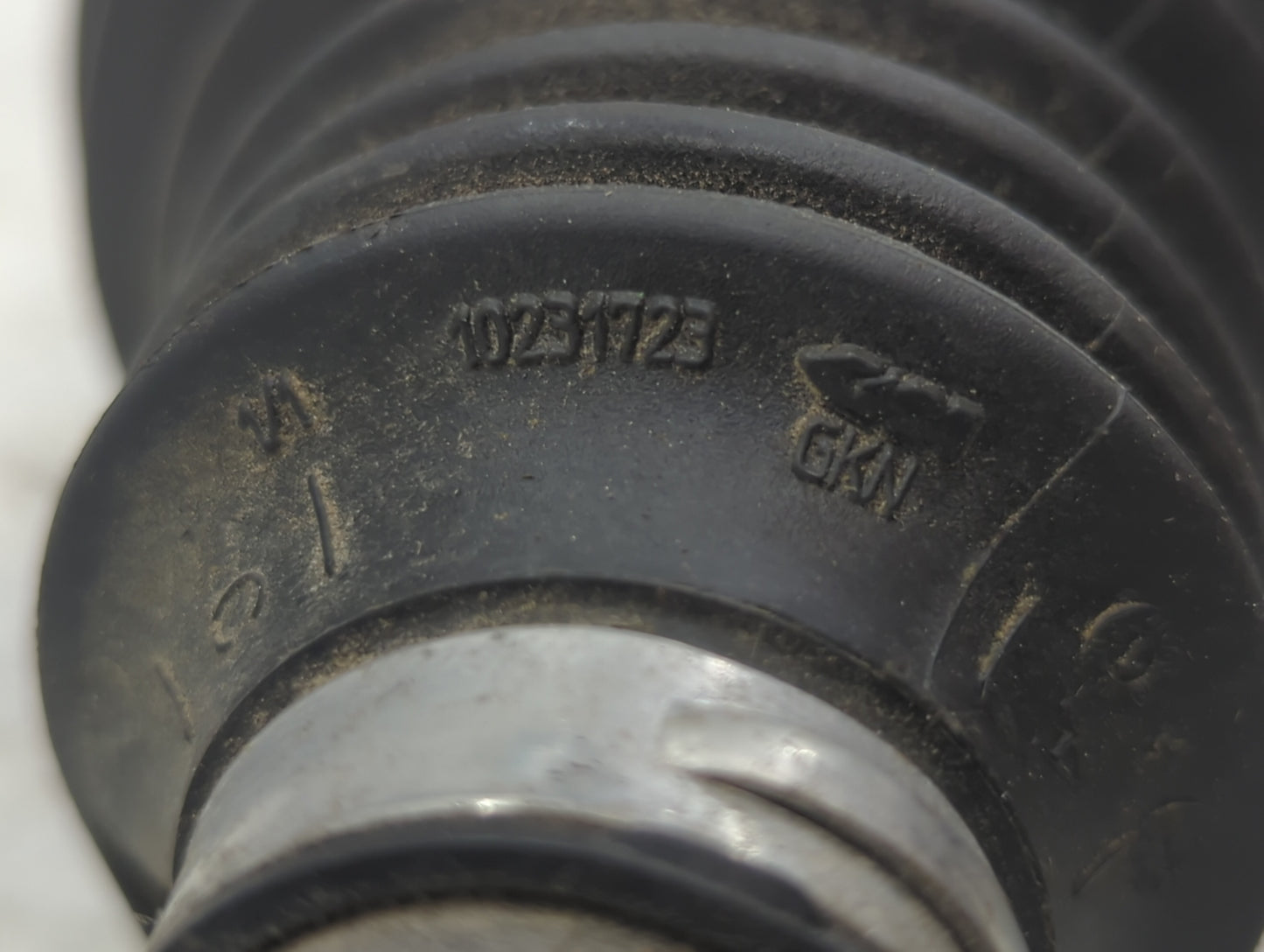 2007-2014 Cadillac Escalade Axle Shaft Front Driver Cv C/v - Oemusedautoparts1.com