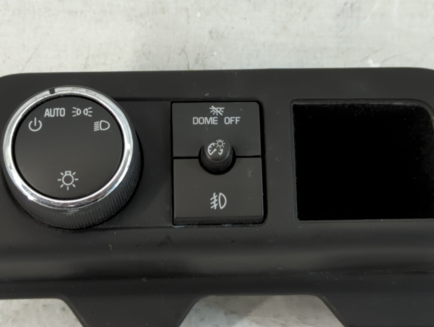 2009 Cadillac Escalade Headlight Lamp Control Switch - Oemusedautoparts1.com