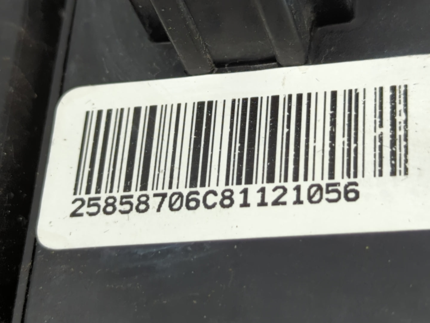 2009 Cadillac Escalade Headlight Lamp Control Switch - Oemusedautoparts1.com