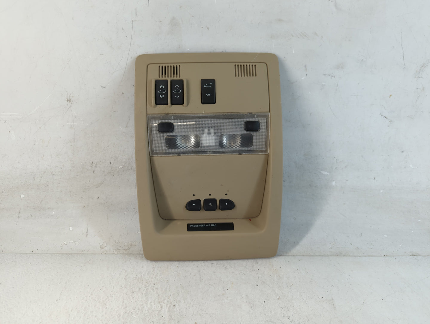 2007-2011 Cadillac Escalade Overhead Roof Console Interior Dome Light - Oemusedautoparts1.com