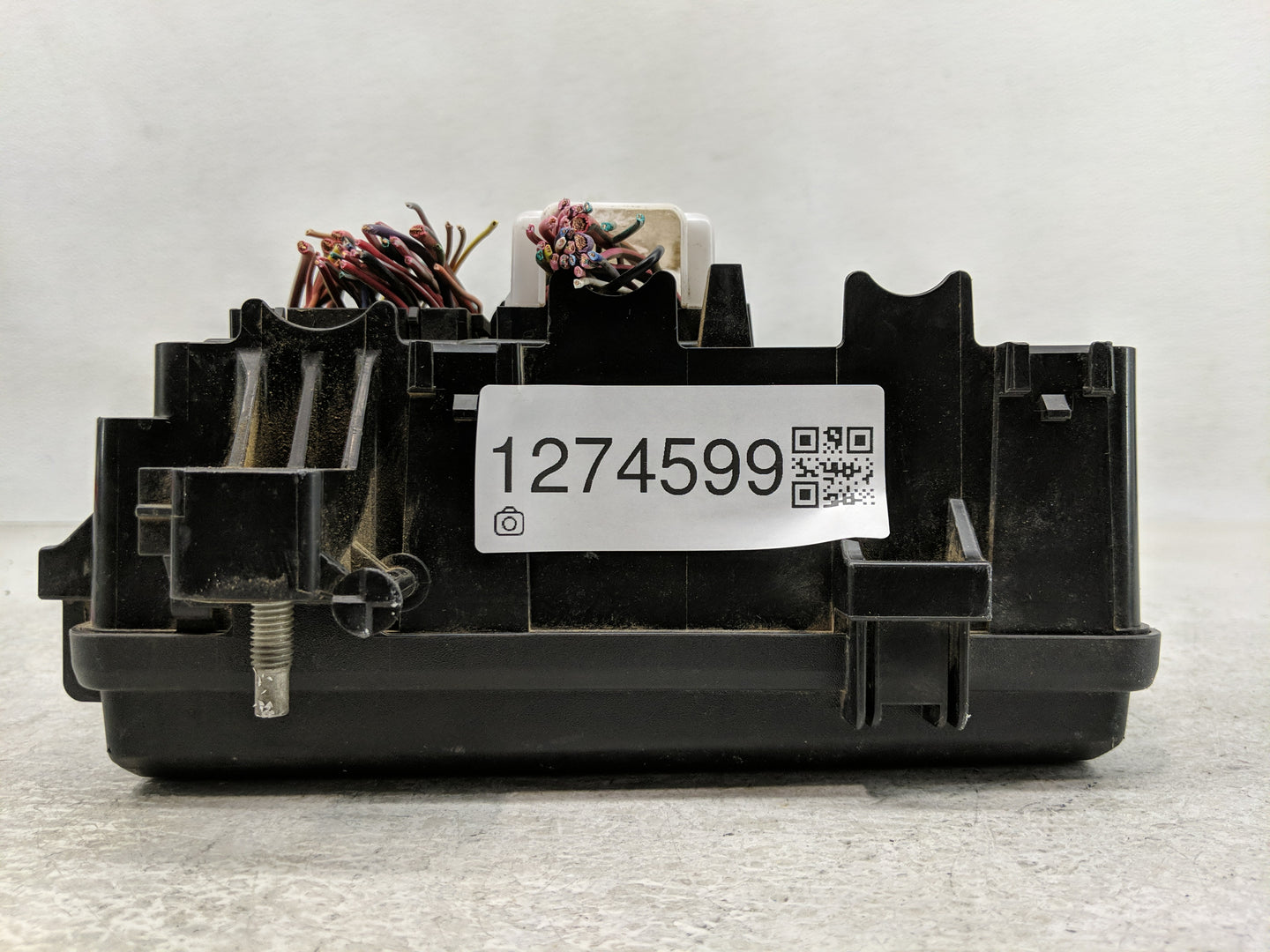 2009 Cadillac Srx Fusebox Fuse Box Panel Relay Module P/N:25909407 Fits OEM Used Auto Parts - Oemusedautoparts1.com