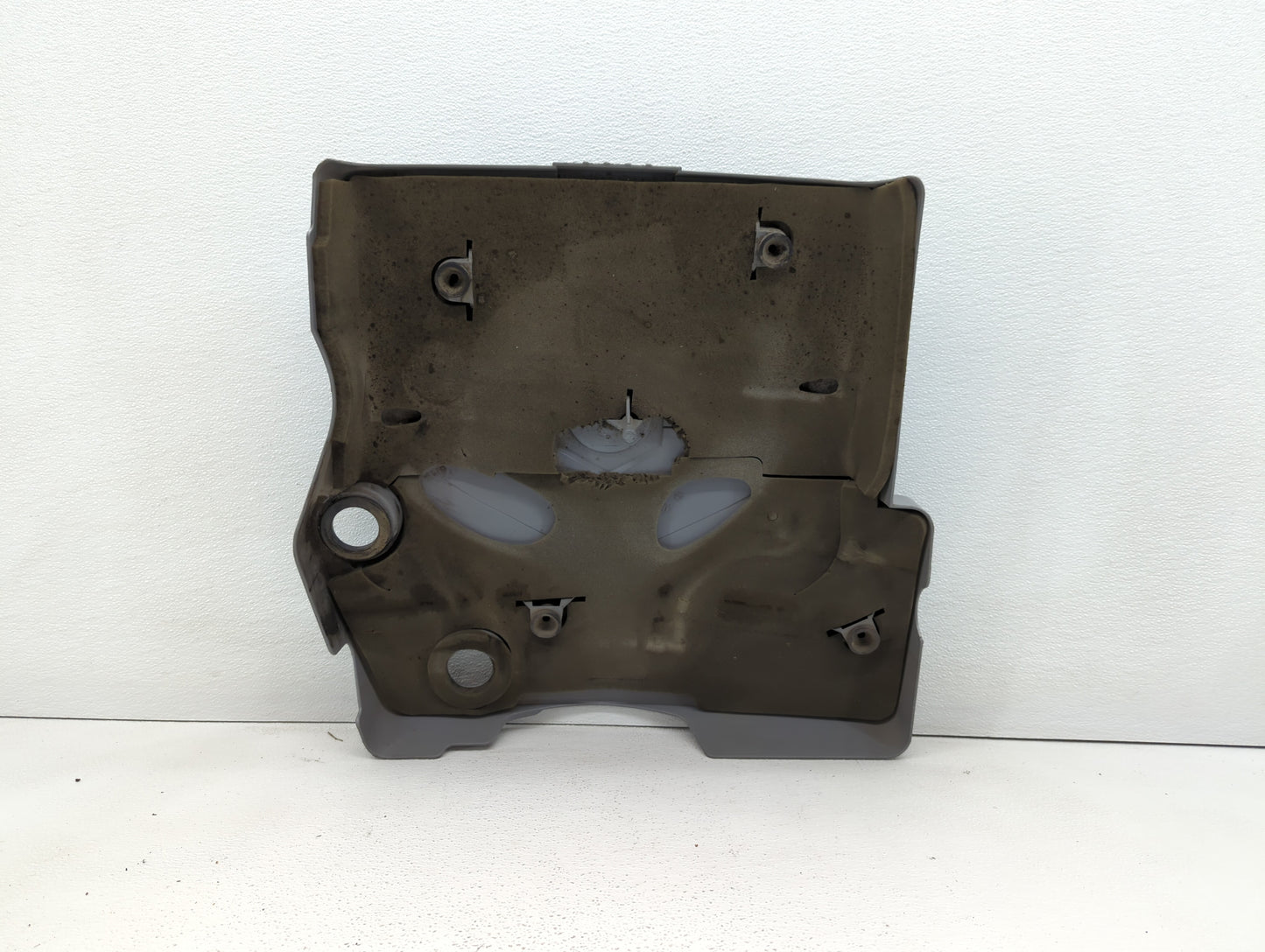 2009 Cadillac Srx Engine Cover - Oemusedautoparts1.com