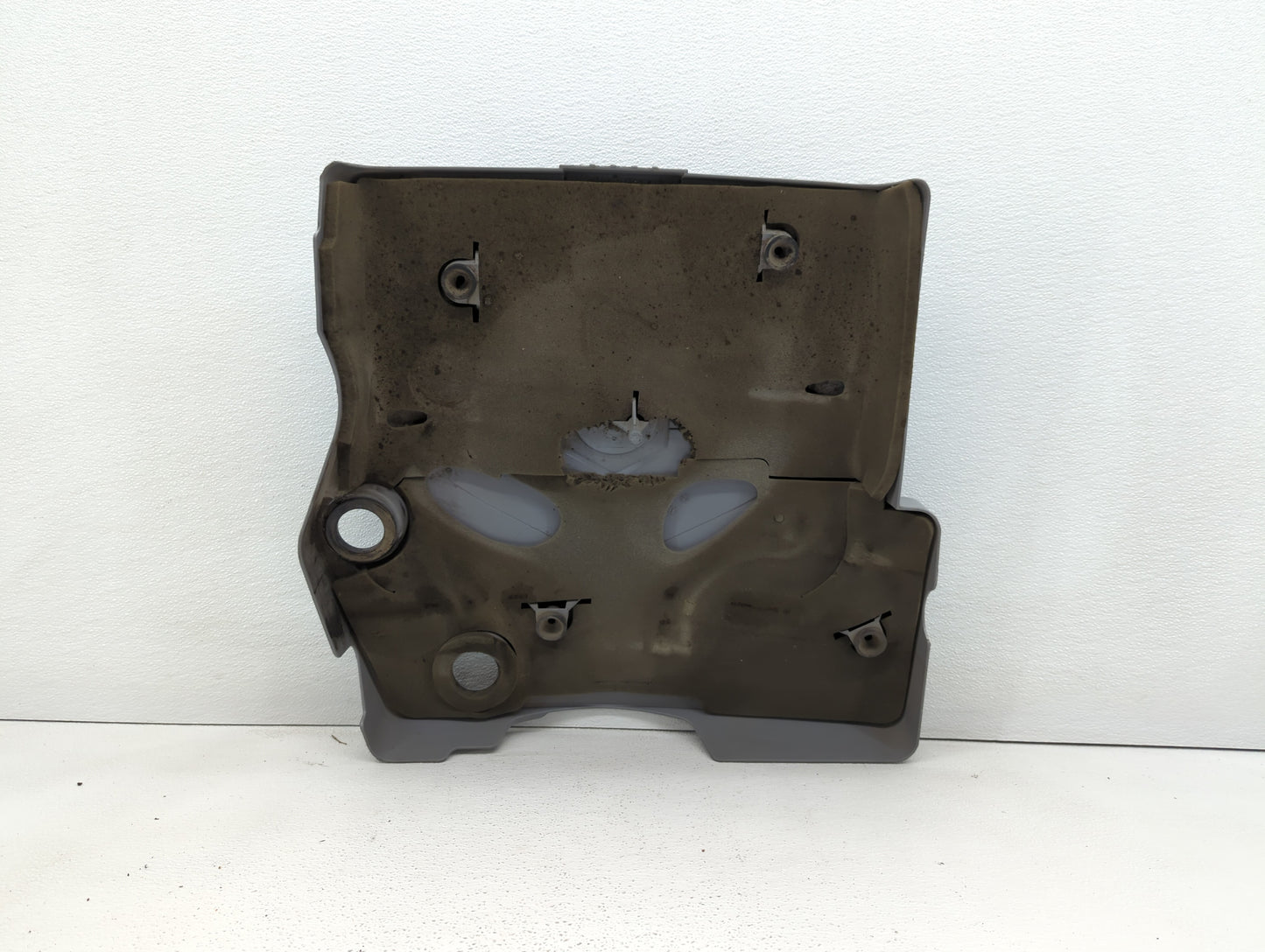 2009 Cadillac Srx Engine Cover - Oemusedautoparts1.com