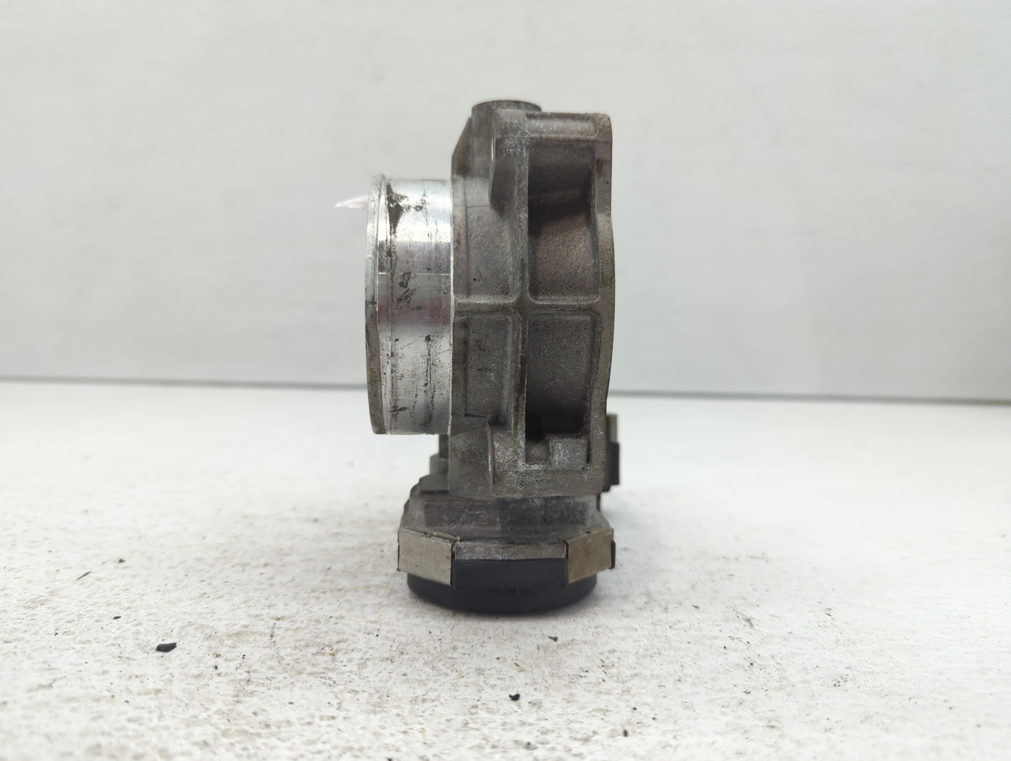 2007-2011 Cadillac Srx Throttle Body P/N:1968AA 994AA Fits Fits 2007 2008 2009 2010 2011 2012 OEM Used Auto Parts - Oemuseda