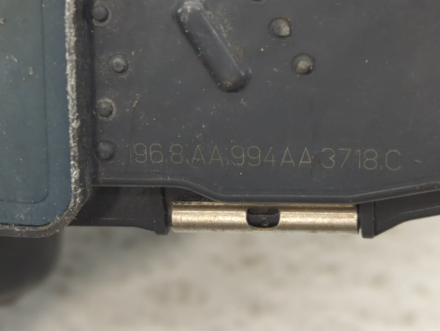 2007-2011 Cadillac Srx Throttle Body P/N:1968AA 994AA Fits Fits 2007 2008 2009 2010 2011 2012 OEM Used Auto Parts - Oemuseda