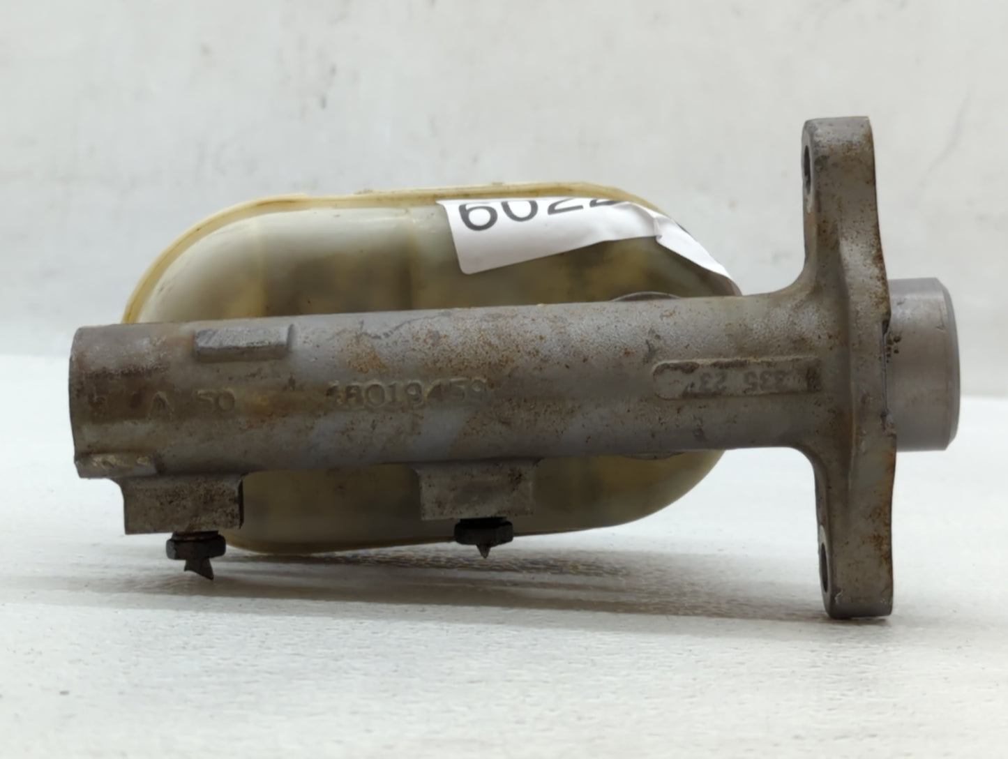 2005-2009 Cadillac Srx Brake Master Cylinder - Oemusedautoparts1.com