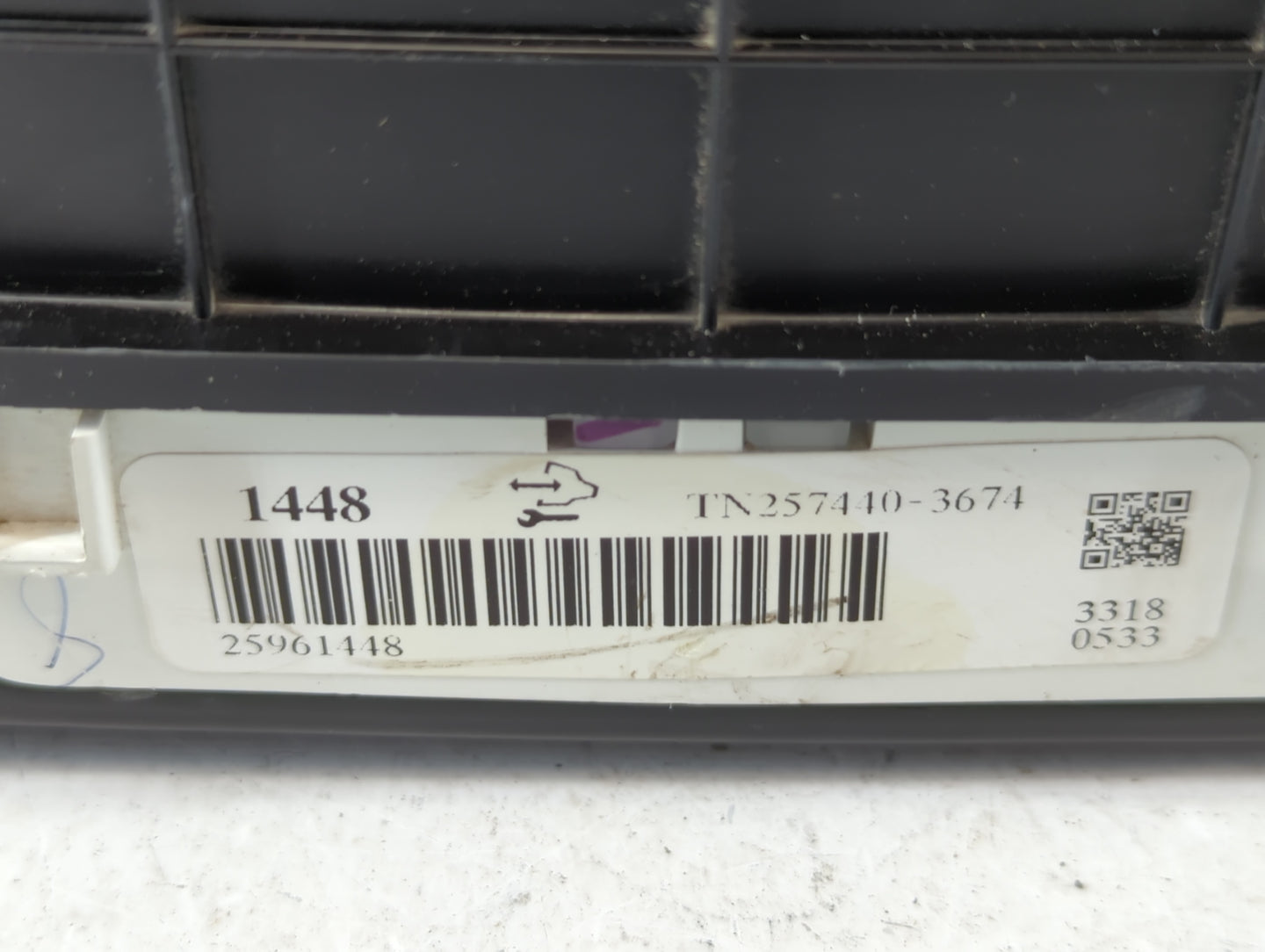 2008-2009 Cadillac Srx Instrument Cluster Speedometer Gauges P/N:25961448 Fits Fits 2008 2009 OEM Used Auto Parts - Oemuseda