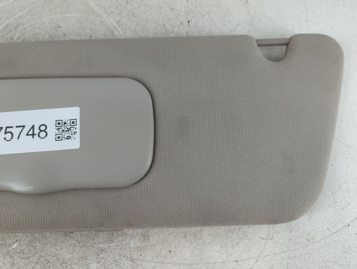 2004-2009 Cadillac Srx Sun Visor Shade Replacement Driver Left Mirror Fits Fits 2004 2005 2006 2007 2008 2009 OEM Used Auto 