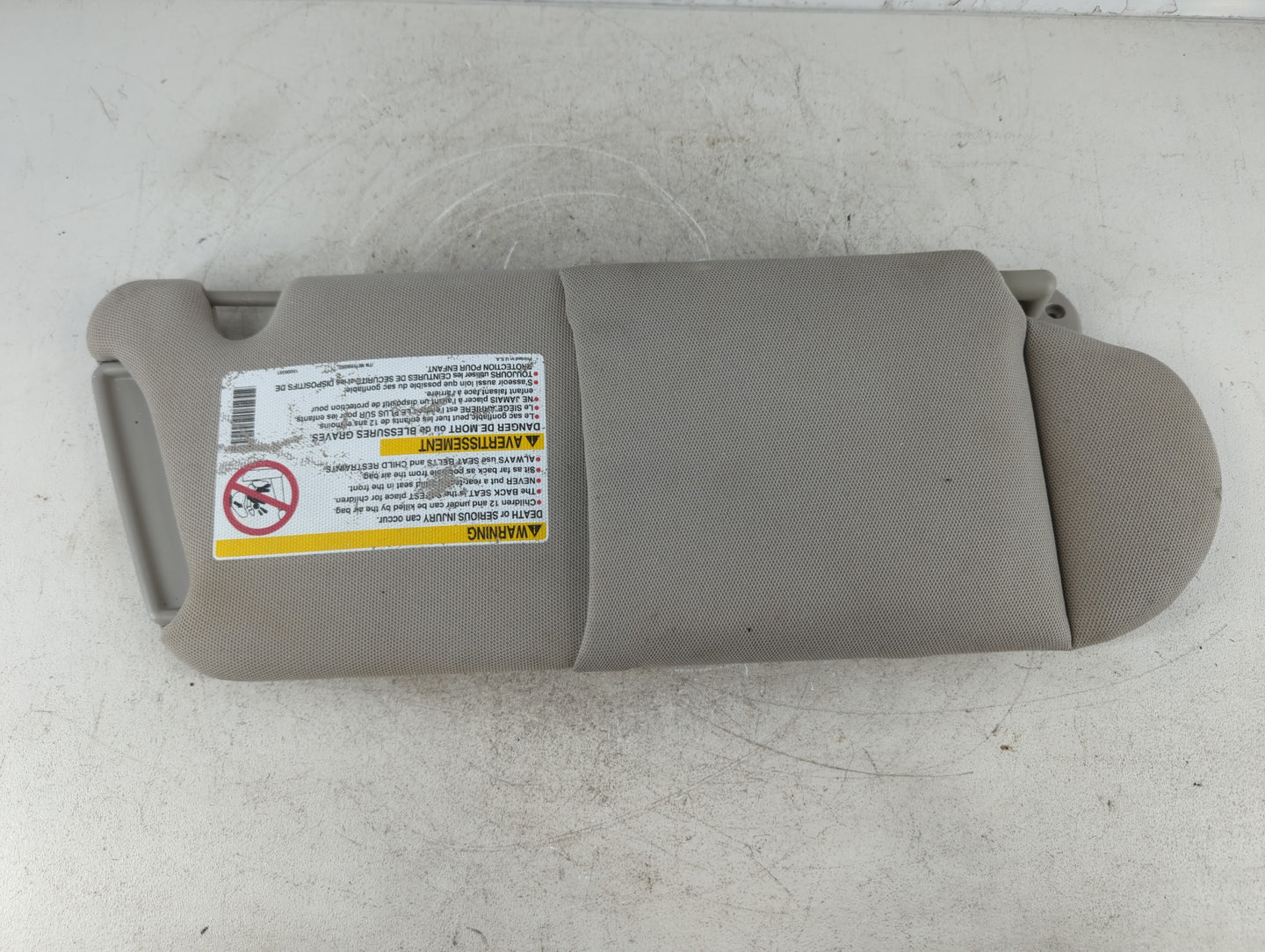 2004-2009 Cadillac Srx Sun Visor Shade Replacement Driver Left Mirror Fits Fits 2004 2005 2006 2007 2008 2009 OEM Used Auto 