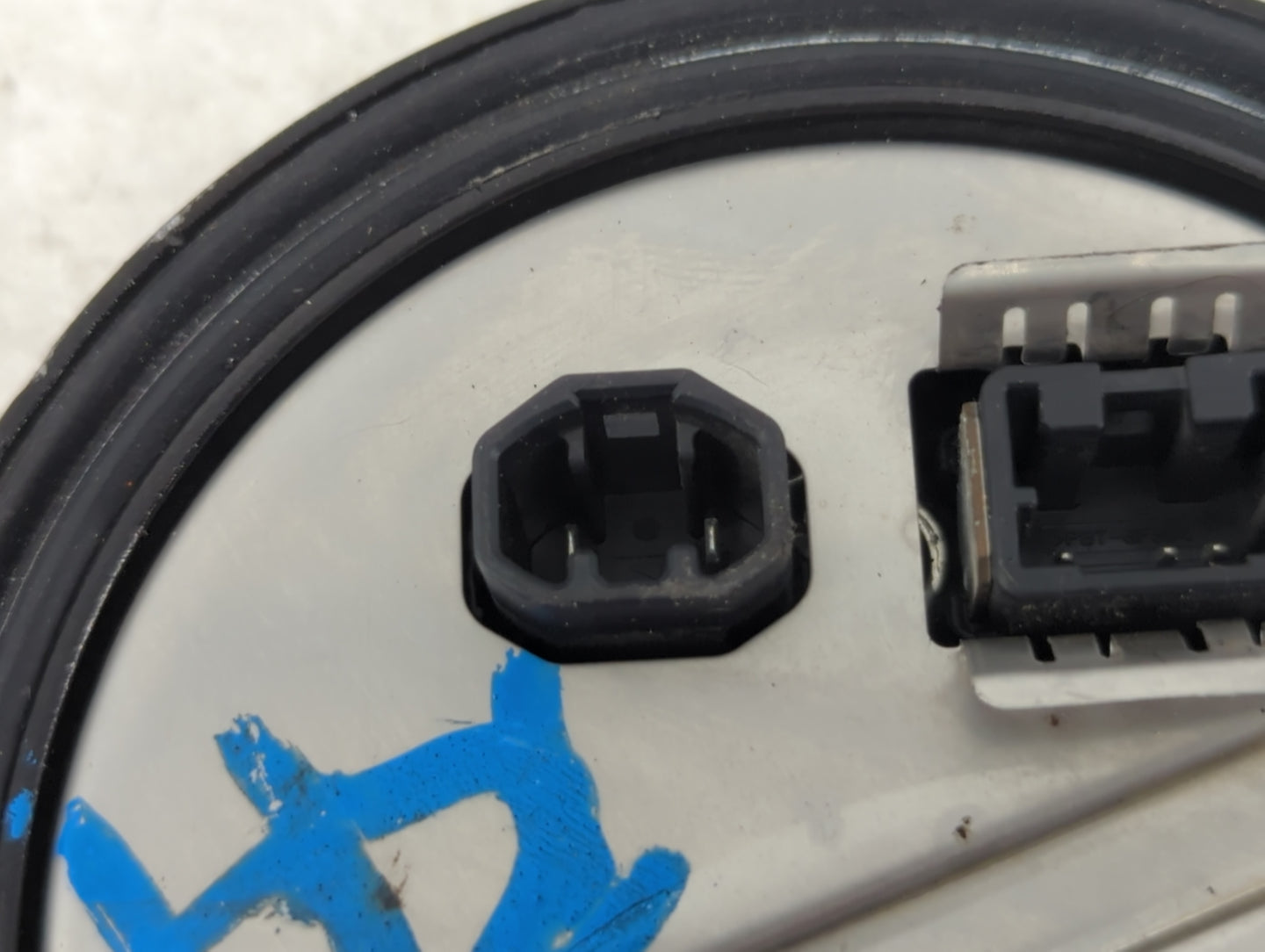 2009 Cadillac Sts Headlight Ballast Head Light - Oemusedautoparts1.com