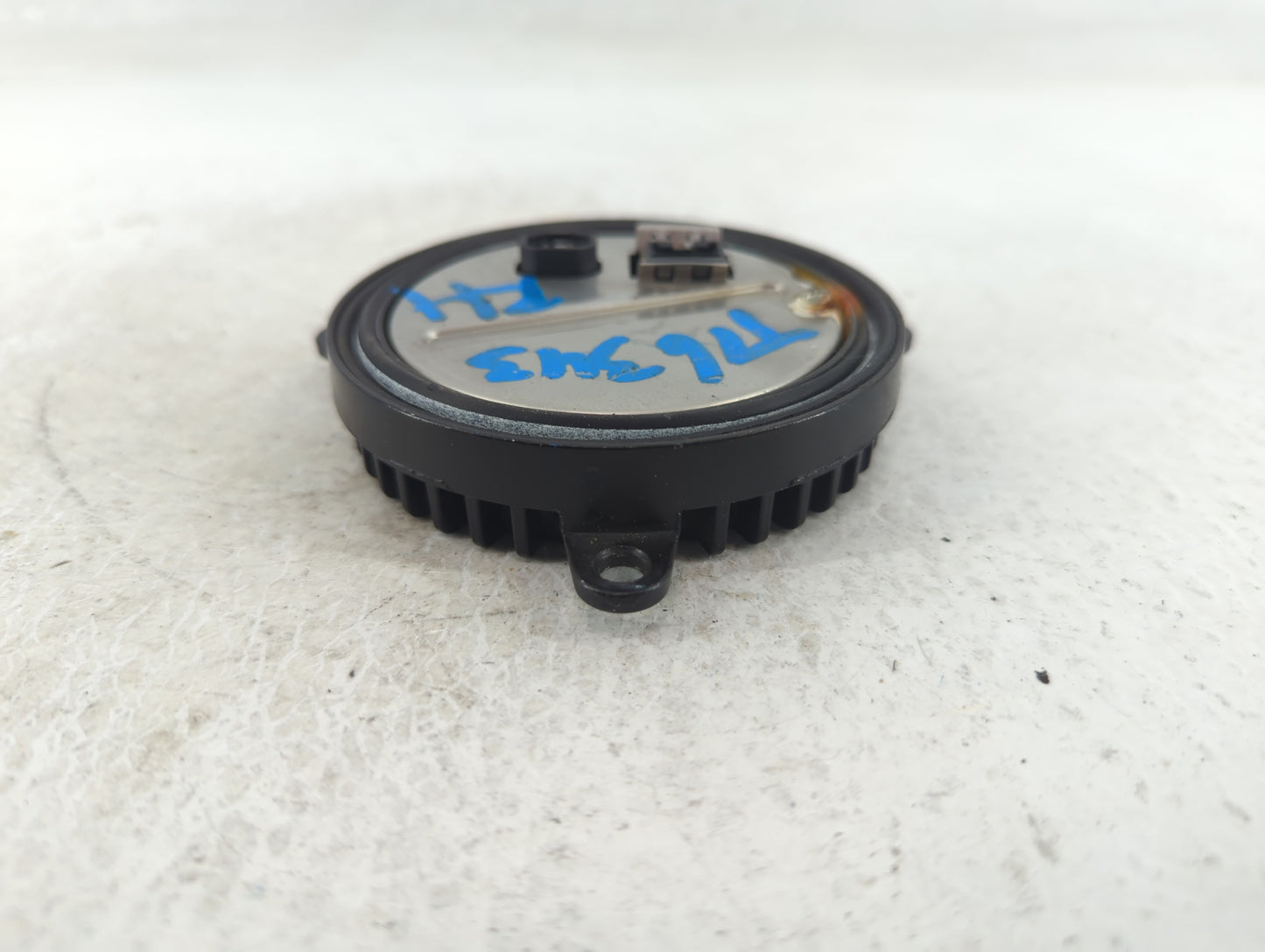 2009 Cadillac Sts Headlight Ballast Head Light - Oemusedautoparts1.com