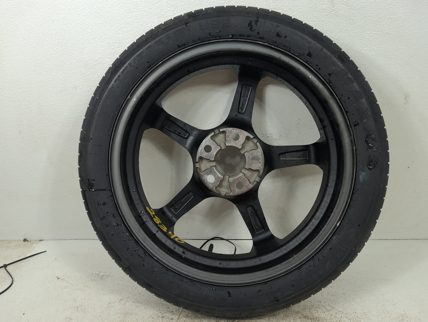 2009 Cadillac Cts Cadcts Spare Donut Tire Wheel Rim Oem - Oemusedautoparts1.com