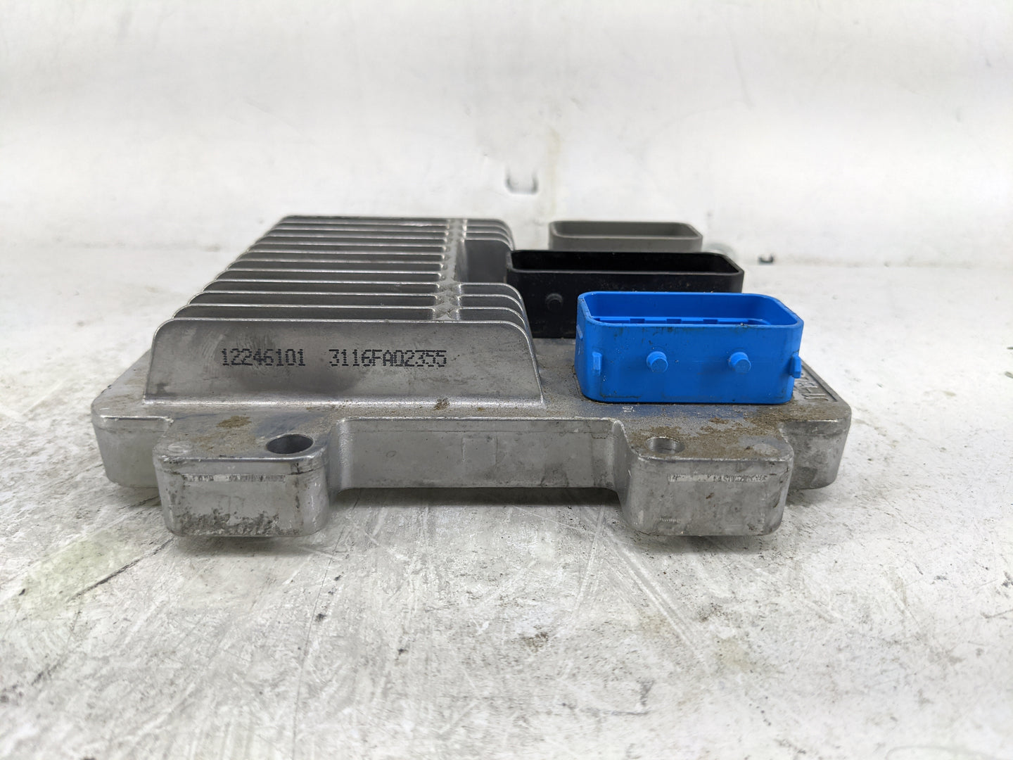 2009 Chevrolet Allure PCM Engine Control Computer ECU ECM PCU OEM P/N:12246101 Fits Fits 2006 2007 2008 OEM Used Auto Parts 