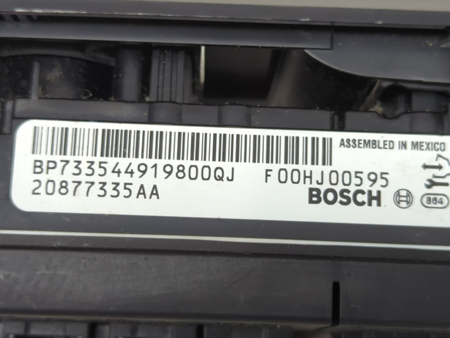2009 Chevrolet Avalanche 1500 Master Power Window Switch Replacement Driver Side Left P/N:20877335AA F00HJ00595 Fits OEM Use
