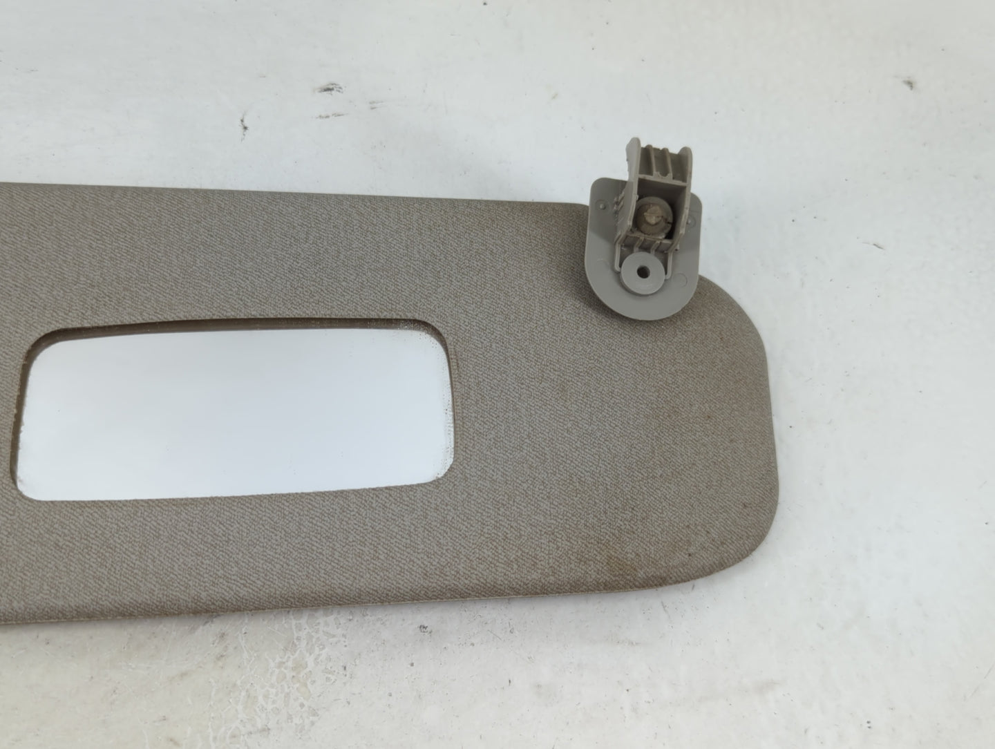 2006-2011 Chevrolet Aveo Sun Visor Shade Replacement Passenger Right Mirror Fits Fits 2005 2006 2007 2008 2009 2010 2011 OEM