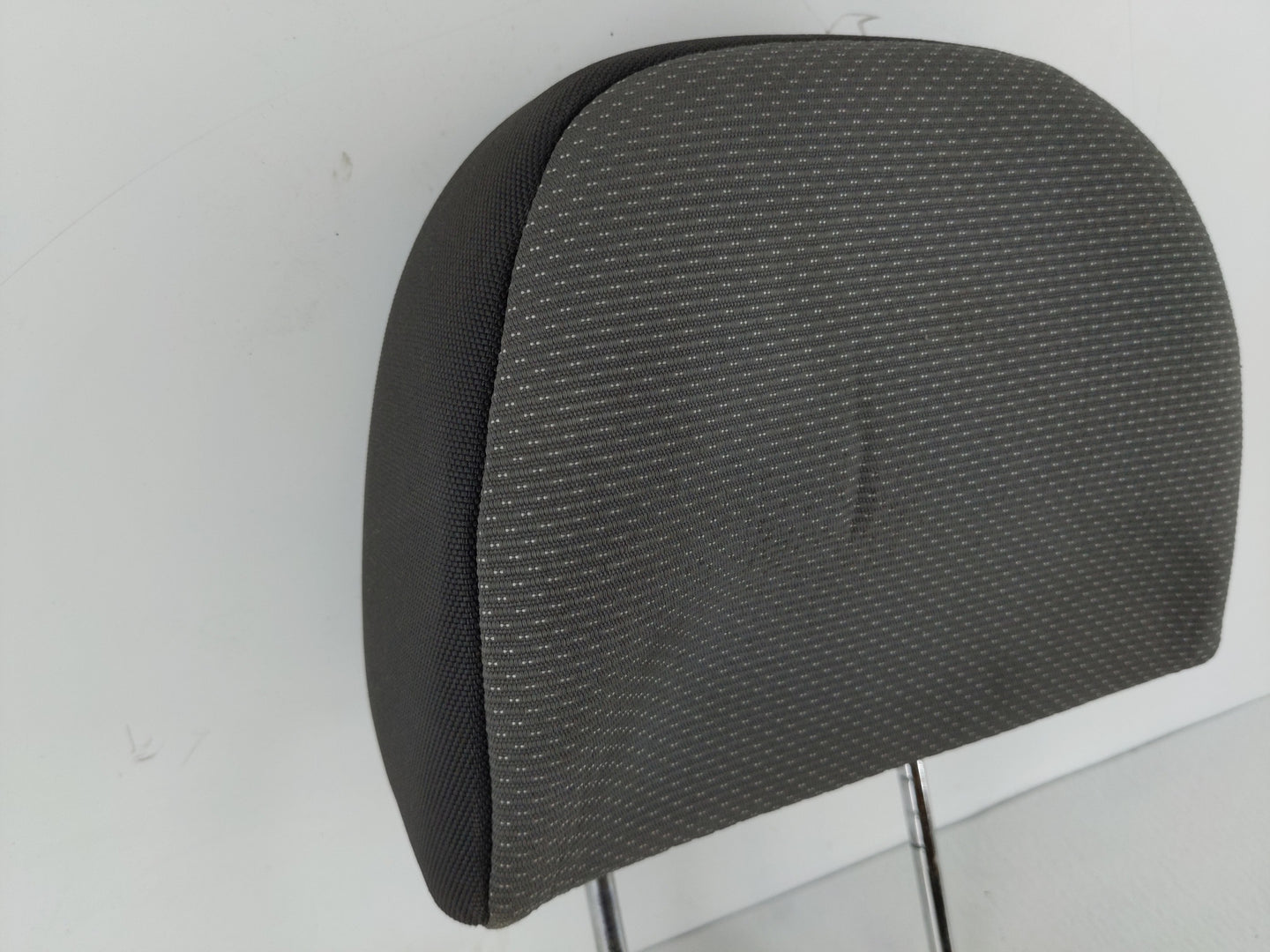 2009-2011 Chevrolet Aveo Headrest Head Rest Front Driver Passenger Seat Fits Fits 2009 2010 2011 OEM Used Auto Parts - Oemus