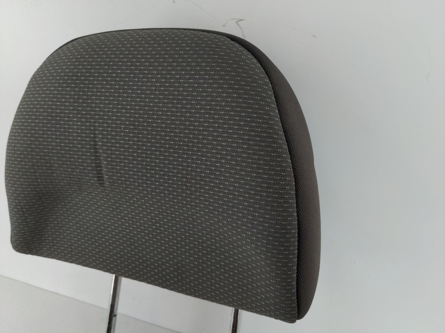 2009-2011 Chevrolet Aveo Headrest Head Rest Front Driver Passenger Seat Fits Fits 2009 2010 2011 OEM Used Auto Parts - Oemus