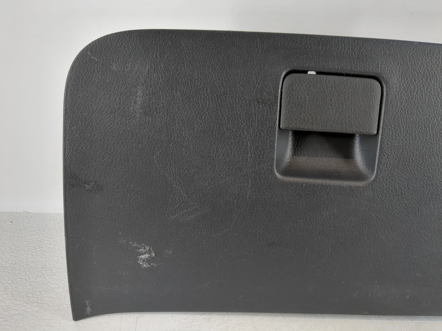 2009 Chevrolet Aveo Passenger Glove Box Door Storage Compartment - Oemusedautoparts1.com
