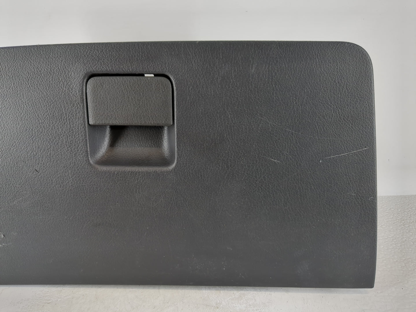 2009 Chevrolet Aveo Passenger Glove Box Door Storage Compartment - Oemusedautoparts1.com