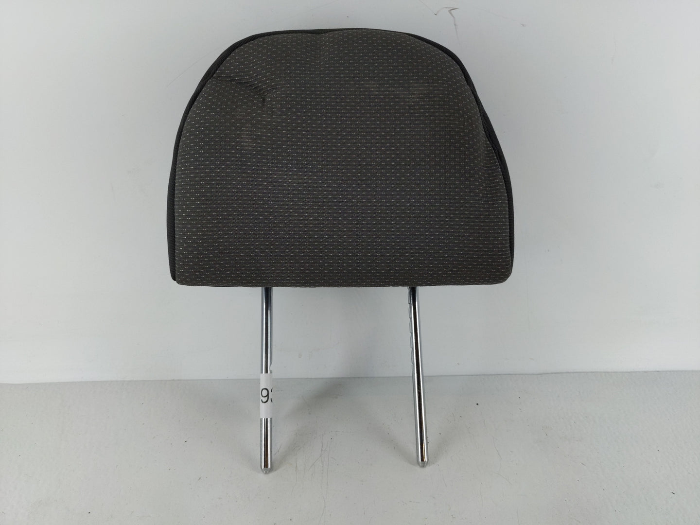 2009-2011 Chevrolet Aveo Headrest Head Rest Front Driver Passenger Seat Fits Fits 2009 2010 2011 OEM Used Auto Parts - Oemus