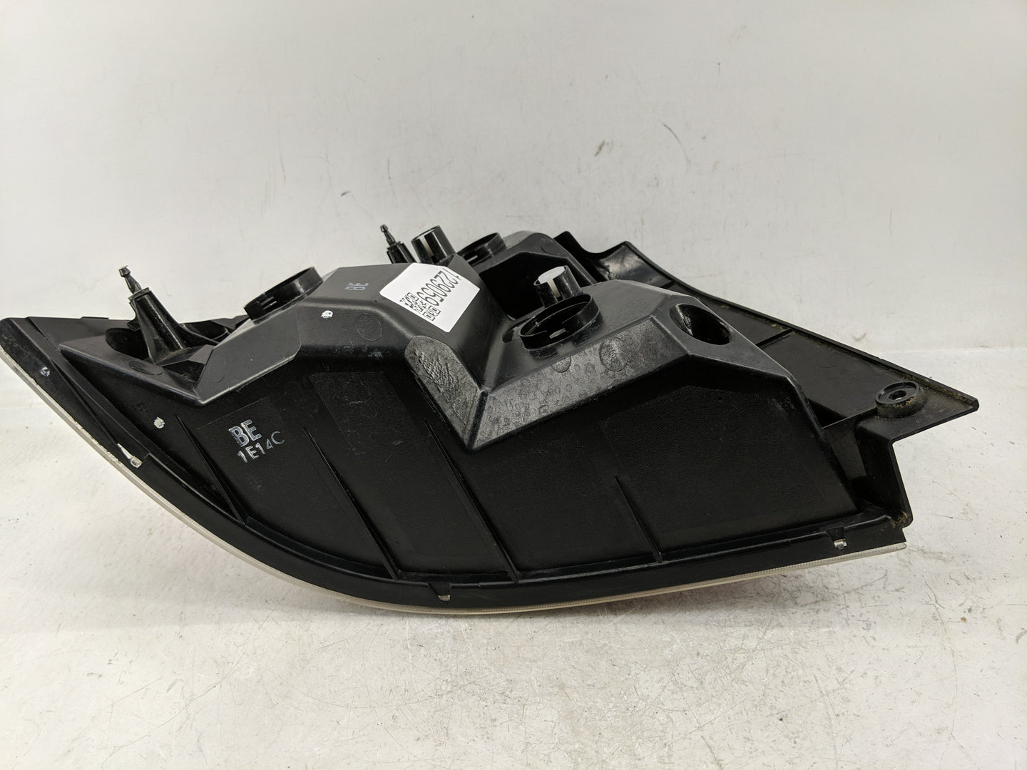2009-2011 Chevrolet Aveo Tail Light Assembly Passenger Right OEM Fits Fits 2009 2010 2011 OEM Used Auto Parts - Oemusedautop