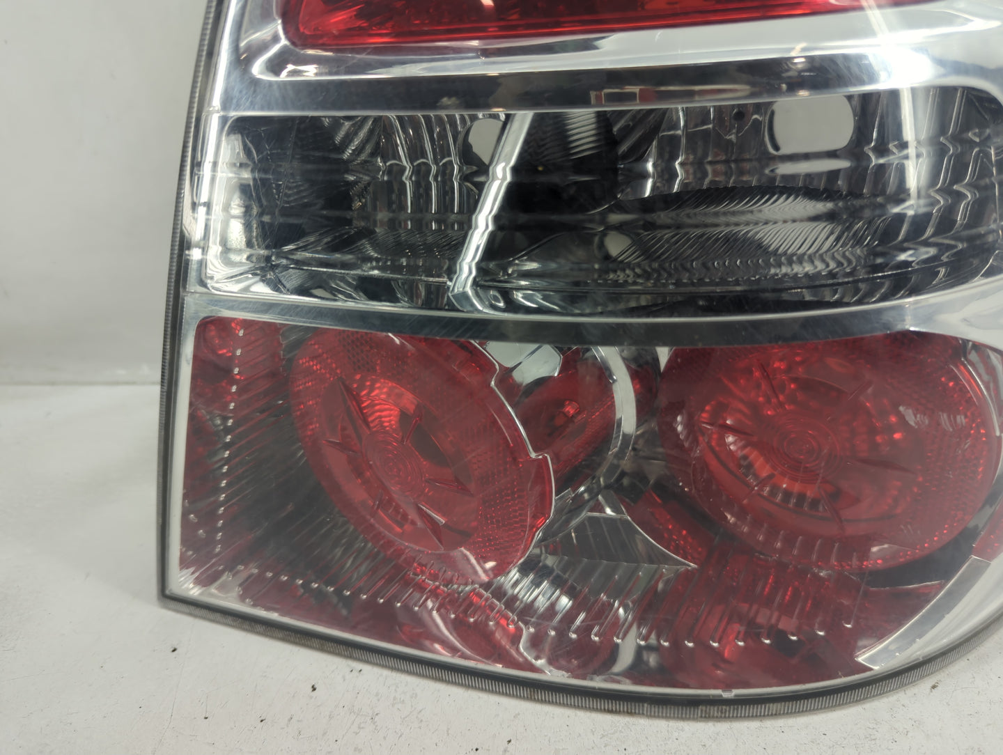 2009-2011 Chevrolet Aveo Tail Light Assembly Passenger Right OEM Fits Fits 2009 2010 2011 OEM Used Auto Parts - Oemusedautop