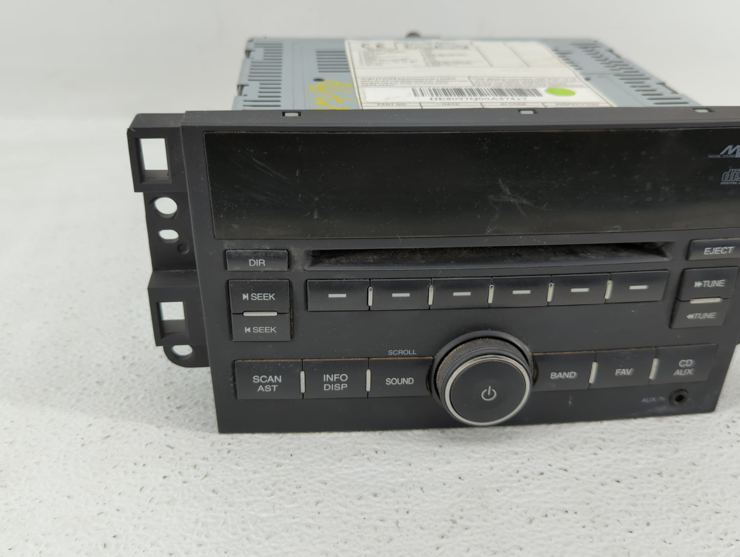 2009-2010 Chevrolet Aveo Radio AM FM Cd Player Receiver Replacement P/N:96 989 873 95 981 814, 95 961 414 Fits Fits 2009 201