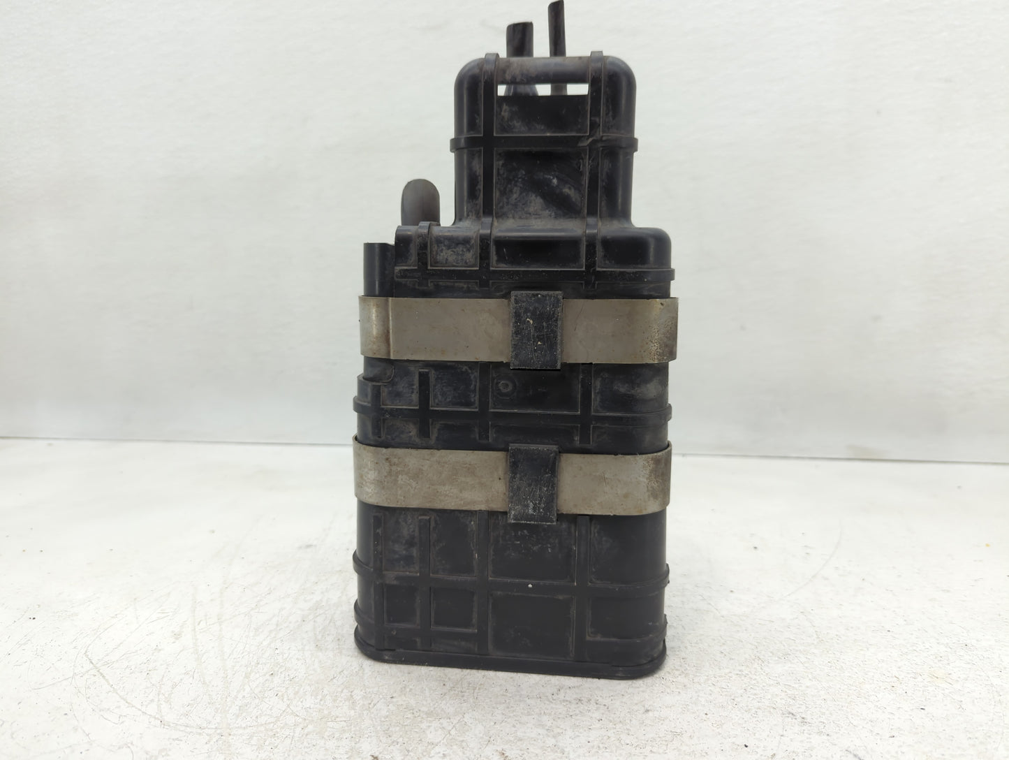 2009 Chevrolet Aveo Fuel Vapor Charcoal Canister - Oemusedautoparts1.com