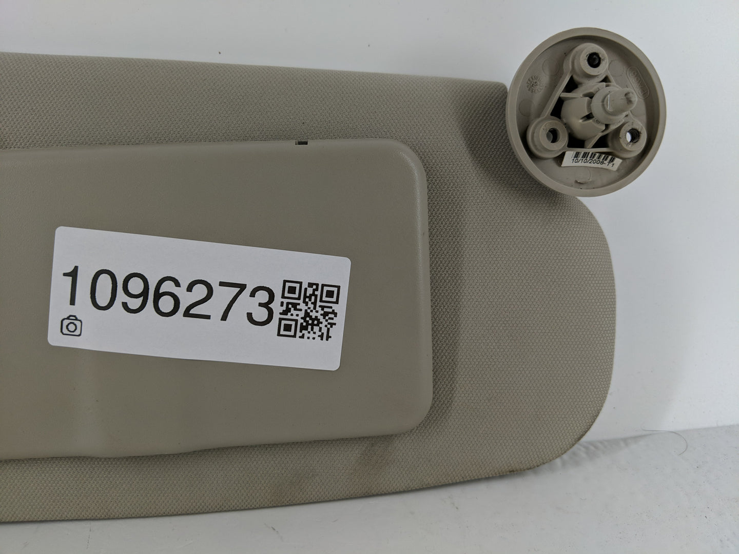 2005-2010 Chevrolet Cobalt Sun Visor Shade Replacement Passenger Right Mirror Fits Fits 2005 2006 2007 2008 2009 2010 OEM Us