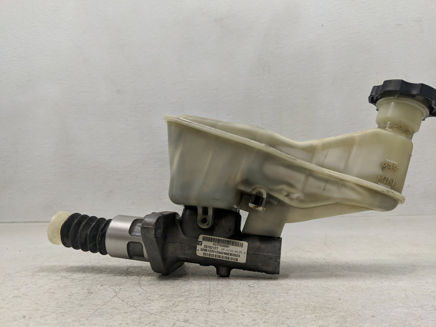 2009-2010 Chevrolet Cobalt Brake Master Cylinder - Oemusedautoparts1.com