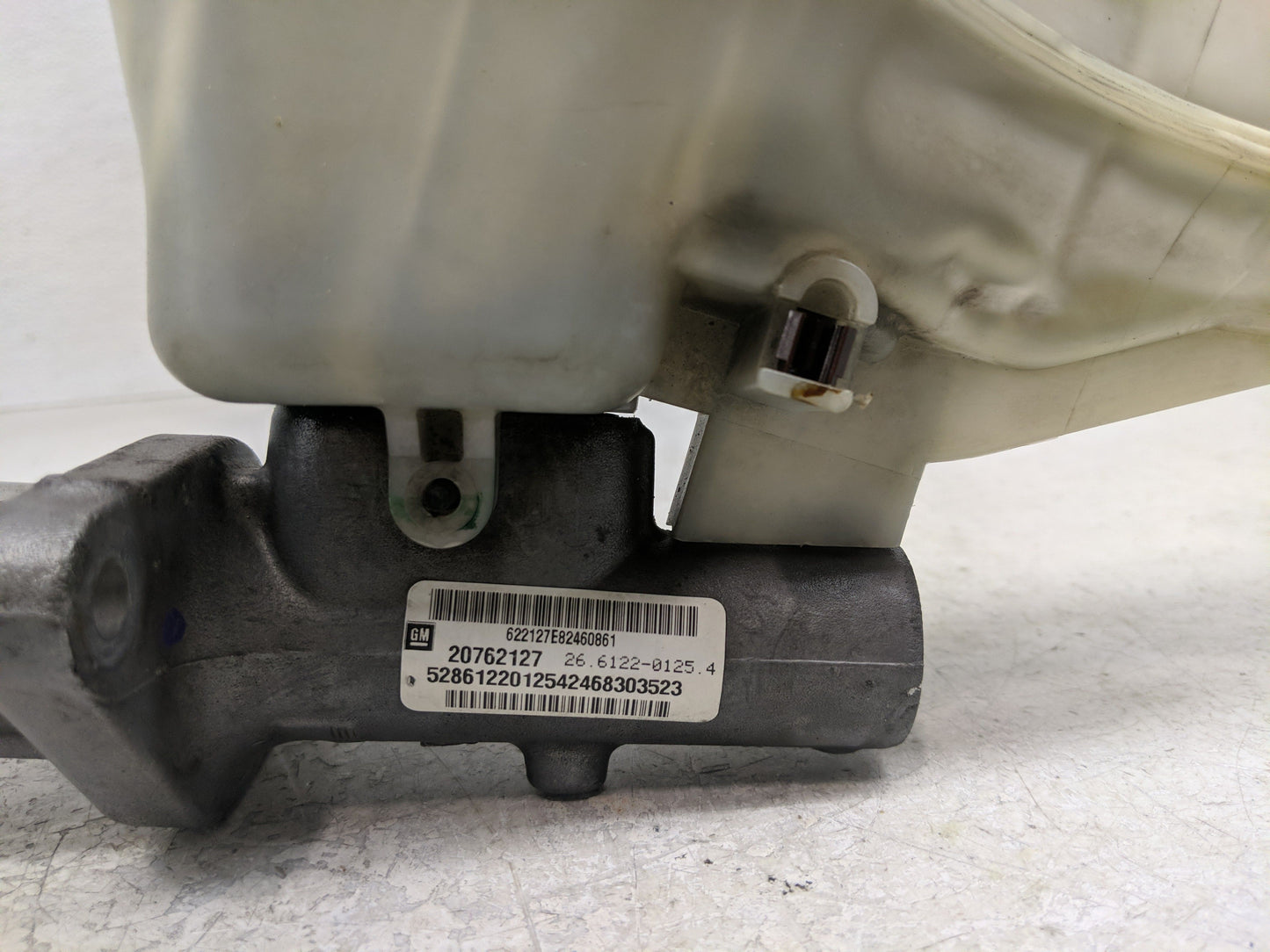 2009-2010 Chevrolet Cobalt Brake Master Cylinder - Oemusedautoparts1.com