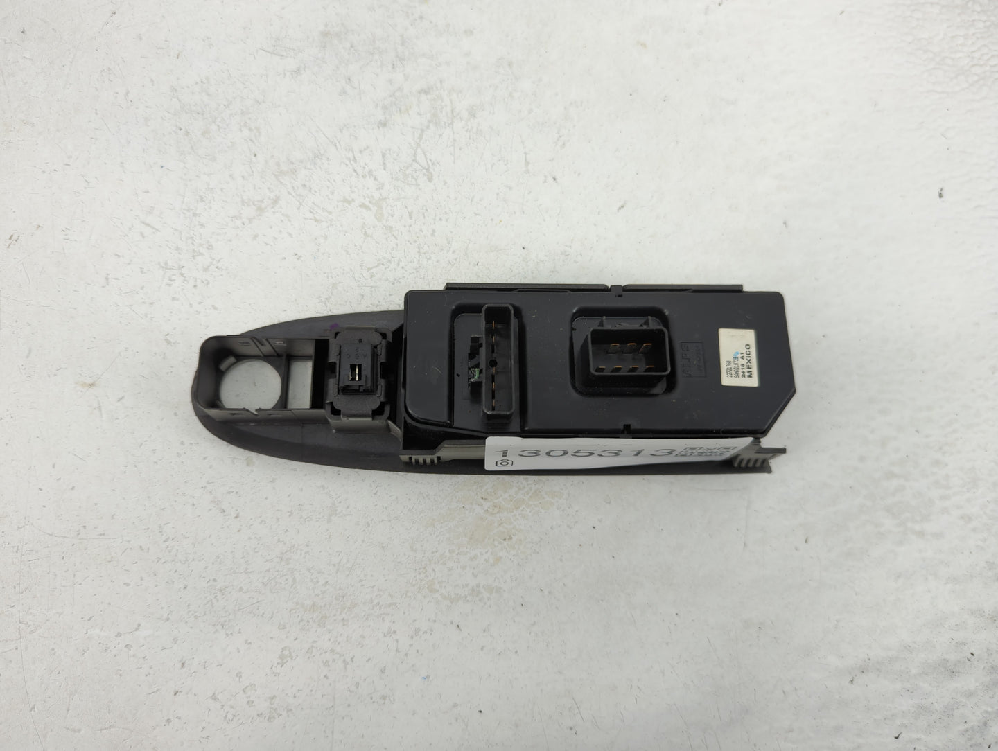 2005-2010 Chevrolet Cobalt Master Power Window Switch Replacement Driver Side Left P/N:22721760 Fits OEM Used Auto Parts - O