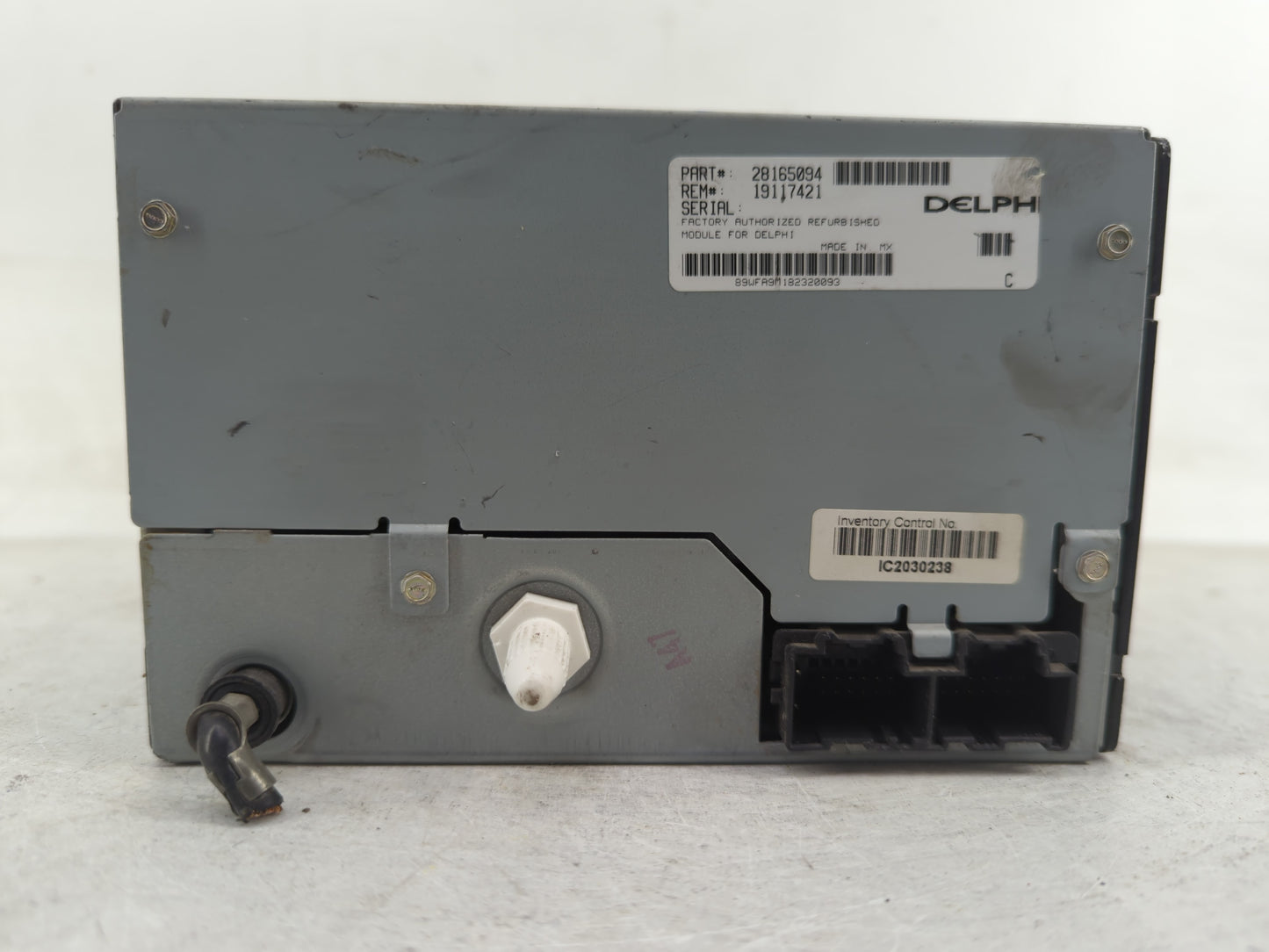 2009-2010 Chevrolet Cobalt Radio AM FM Cd Player Receiver Replacement P/N:20758188 Fits Fits 2009 2010 OEM Used Auto Parts -