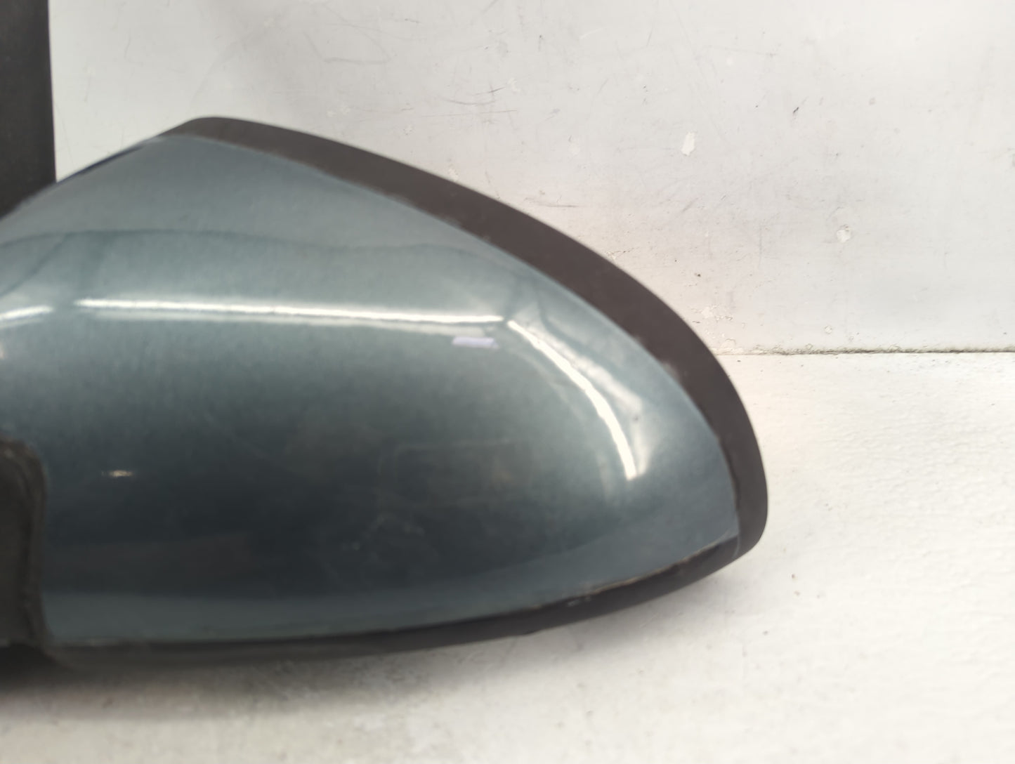 2005-2010 Chevrolet Cobalt Driver Side View Mirror - Left Door Mirror OEM Used - Oemusedautoparts1.com
