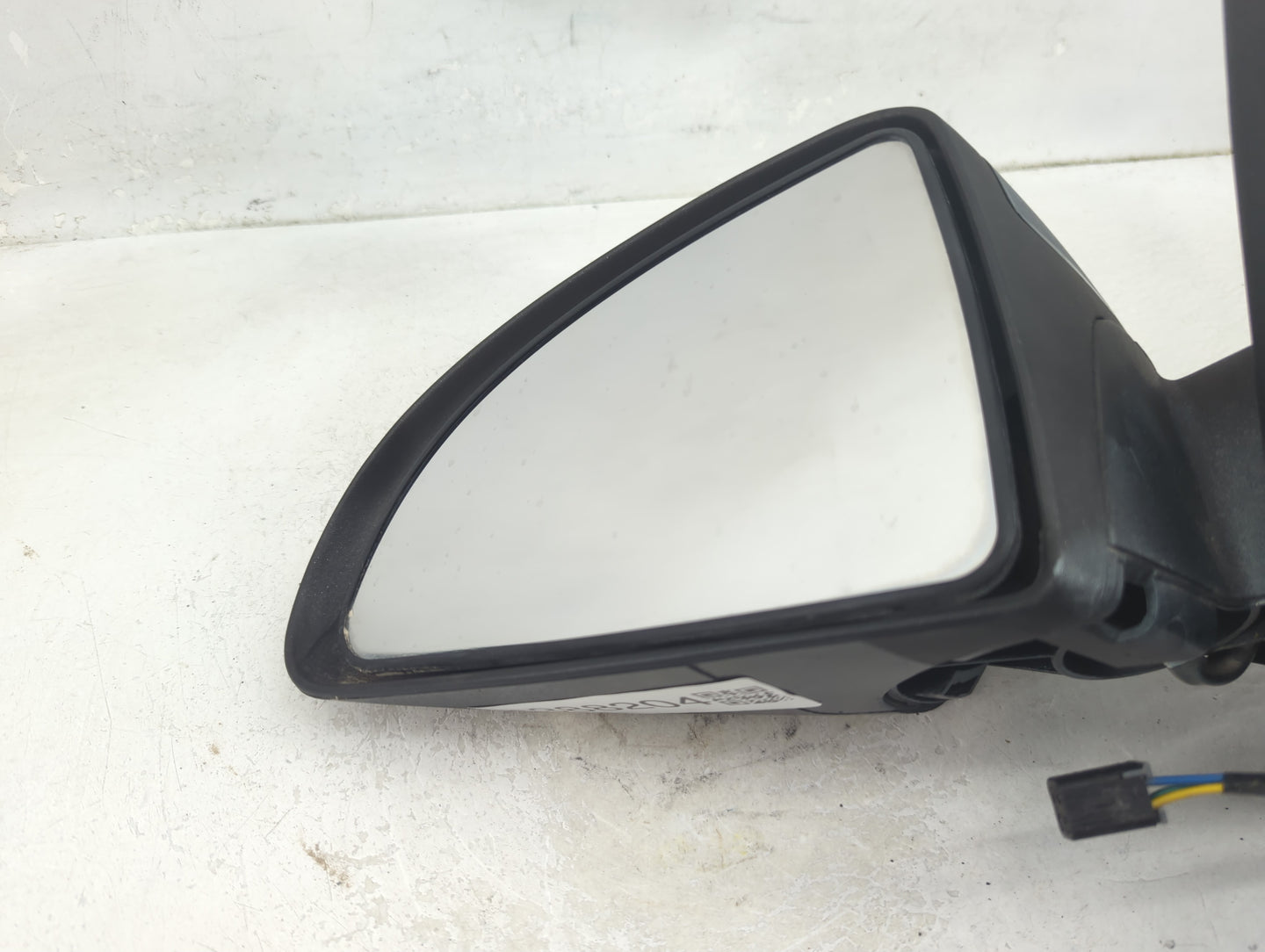 2005-2010 Chevrolet Cobalt Driver Side View Mirror - Left Door Mirror OEM Used - Oemusedautoparts1.com